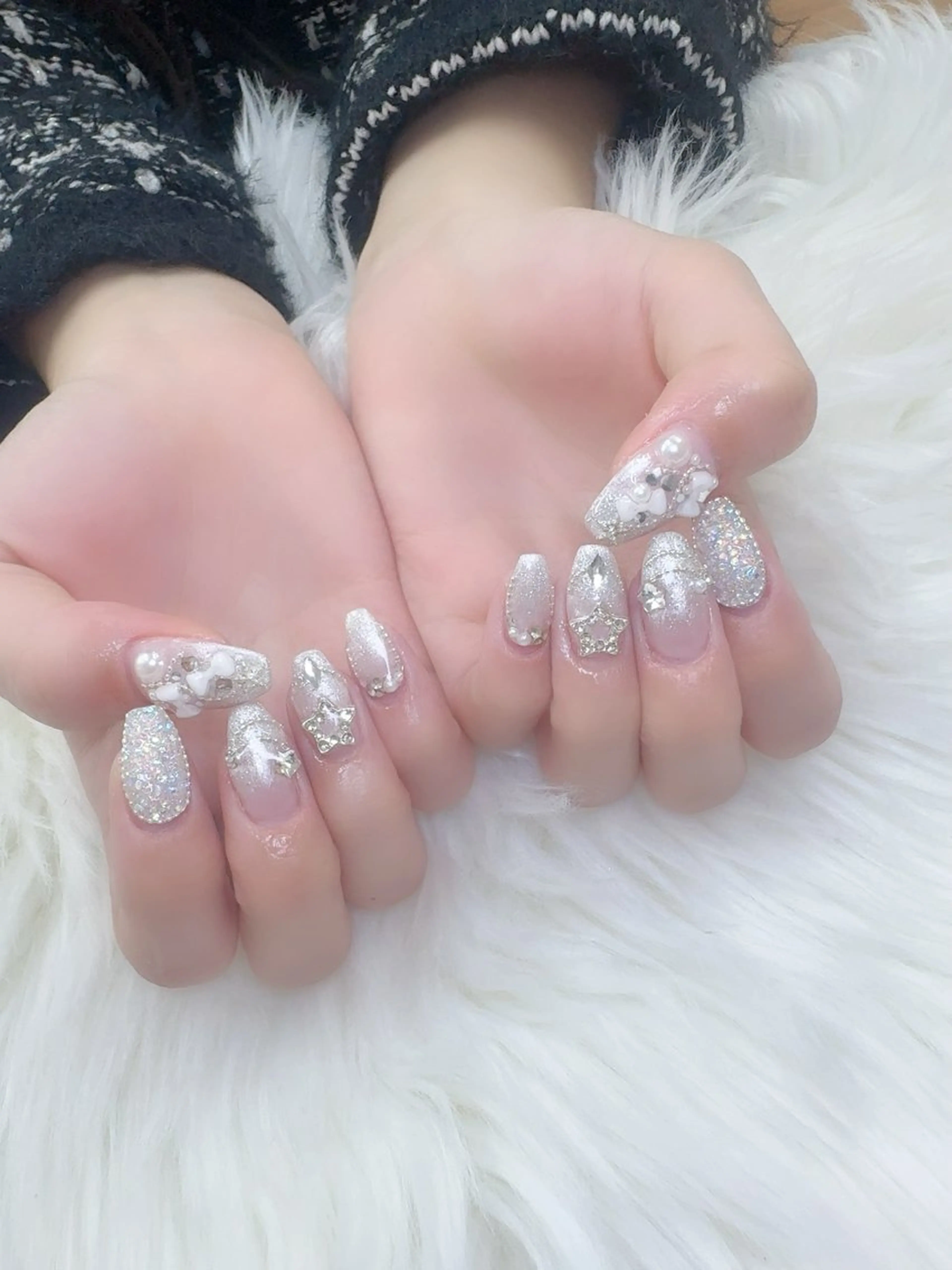 ネイル フレンチネイル 韓国ネイル マグネットネイル ニュアンスネイル オフィスネイル ハンドネイル Mlan Nailのネイルデザイン