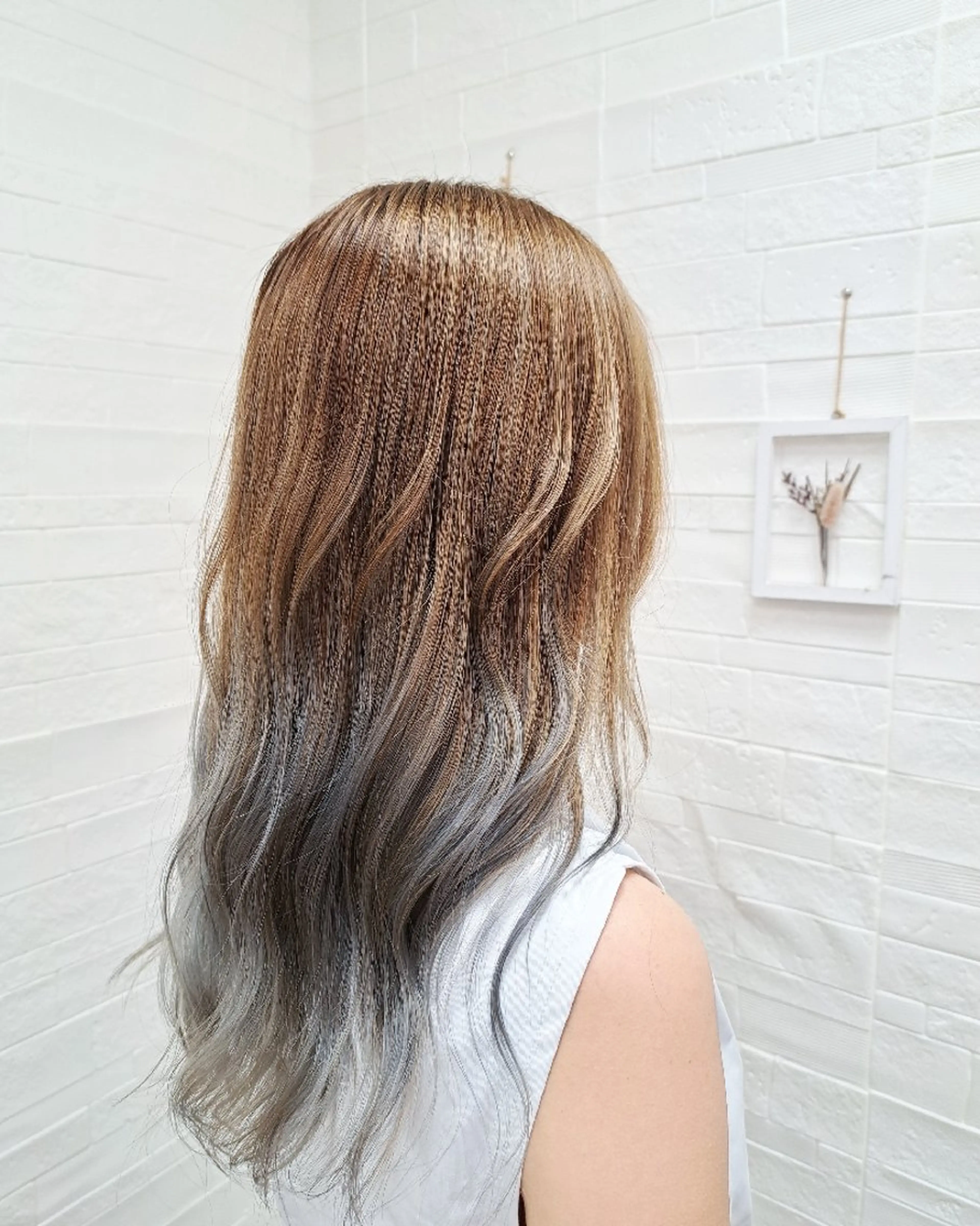 ロング カラー グラデーションカラー 💜𝑳𝑼𝑵𝑨 🌻母良田愛美🌻のヘアスタイル