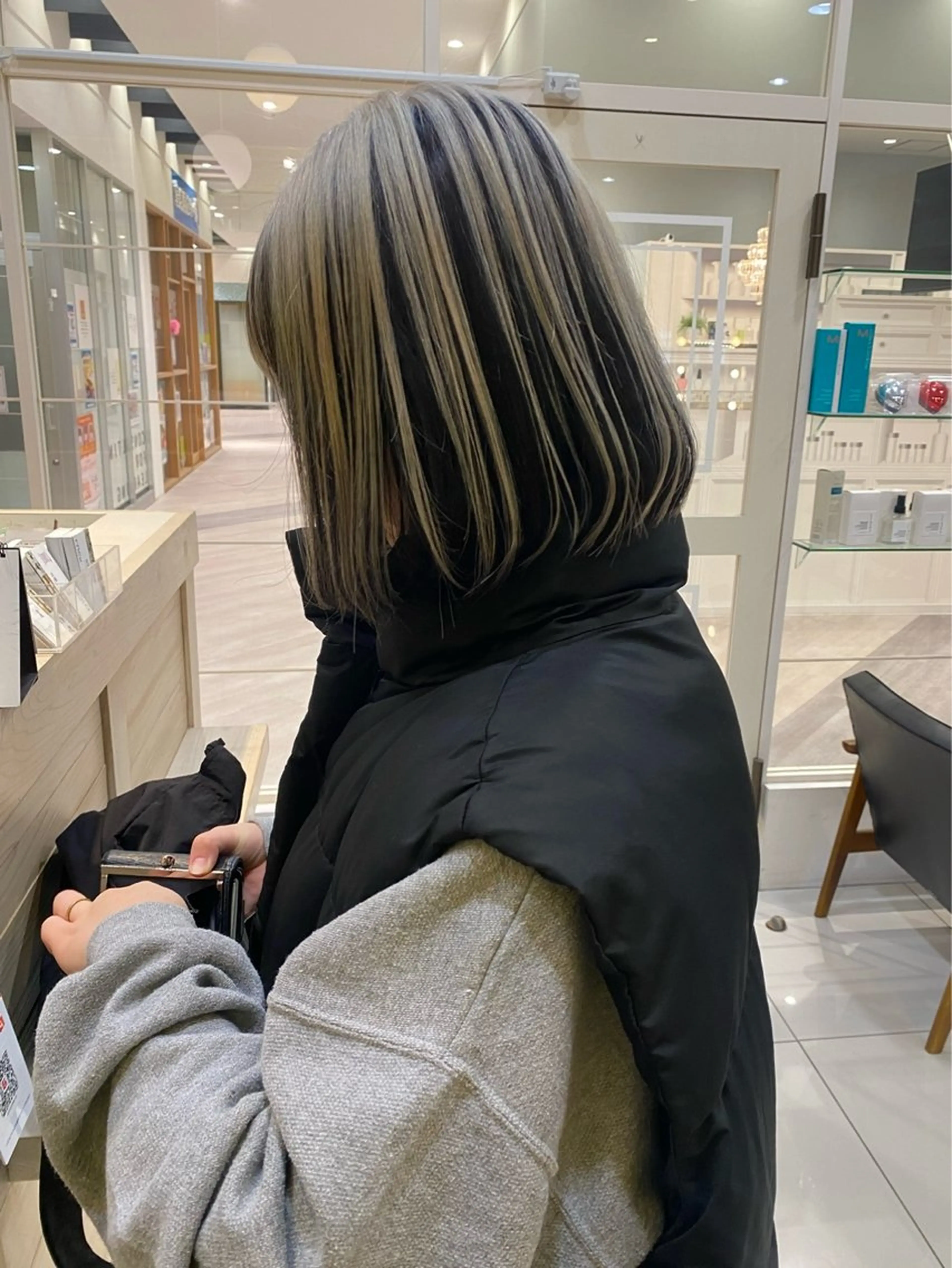 ミディアム カラー Ancheri by flammeum戸塚店所属・ひな/ボブカット/ ブリーチなしWカラーのヘアスタイル