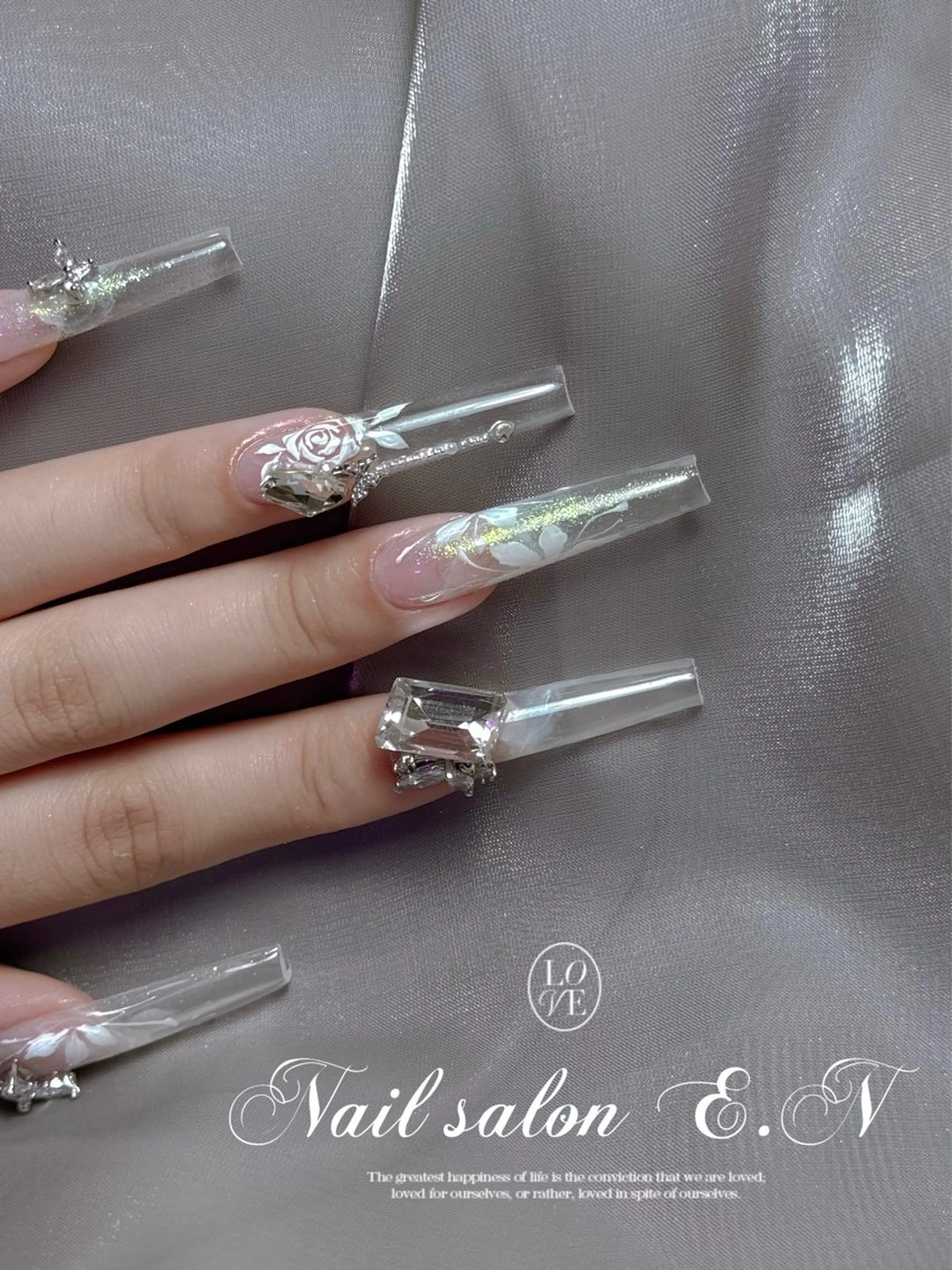 ネイル E.N🦋 長さ出し/持ち込みのネイルデザイン