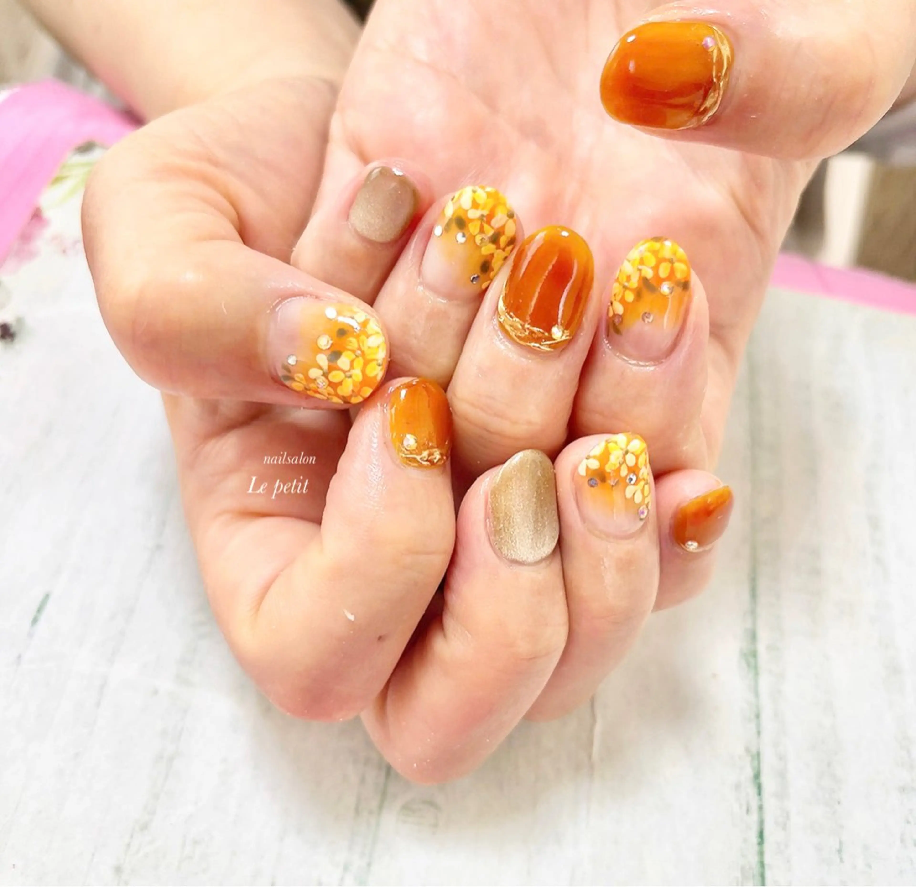 ネイル 石野 広佳のネイルデザイン