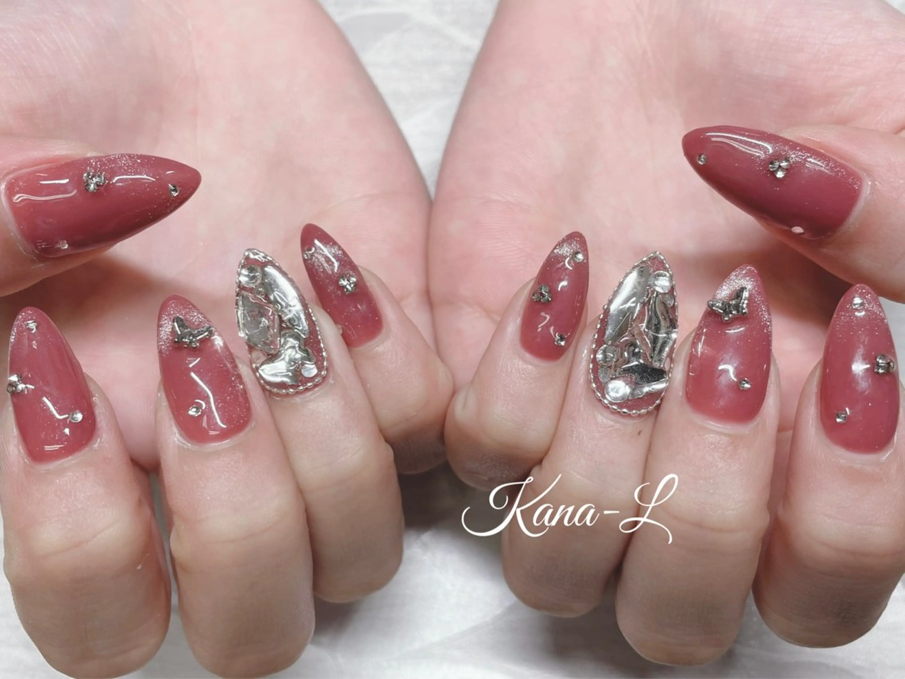 ネイル ジェルネイル 韓国ネイル マグネットネイル パラジェル ピンク 芦辺 香奈のネイルデザイン