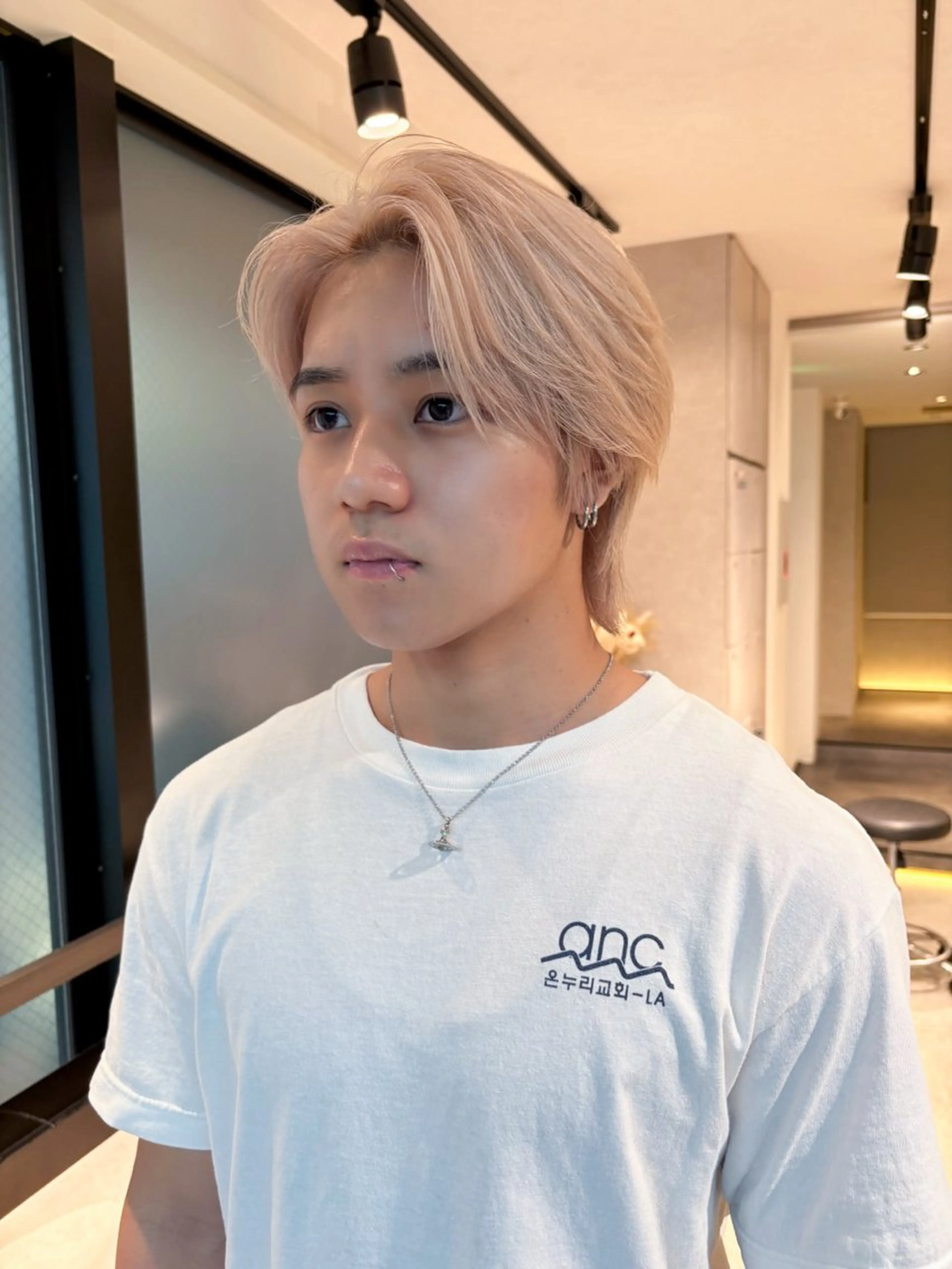 カラー メンズ カット ヘアカラー Qin share salon 原宿店所属・🫧艶ハイトーン 特化🫧ライヤのヘアスタイル