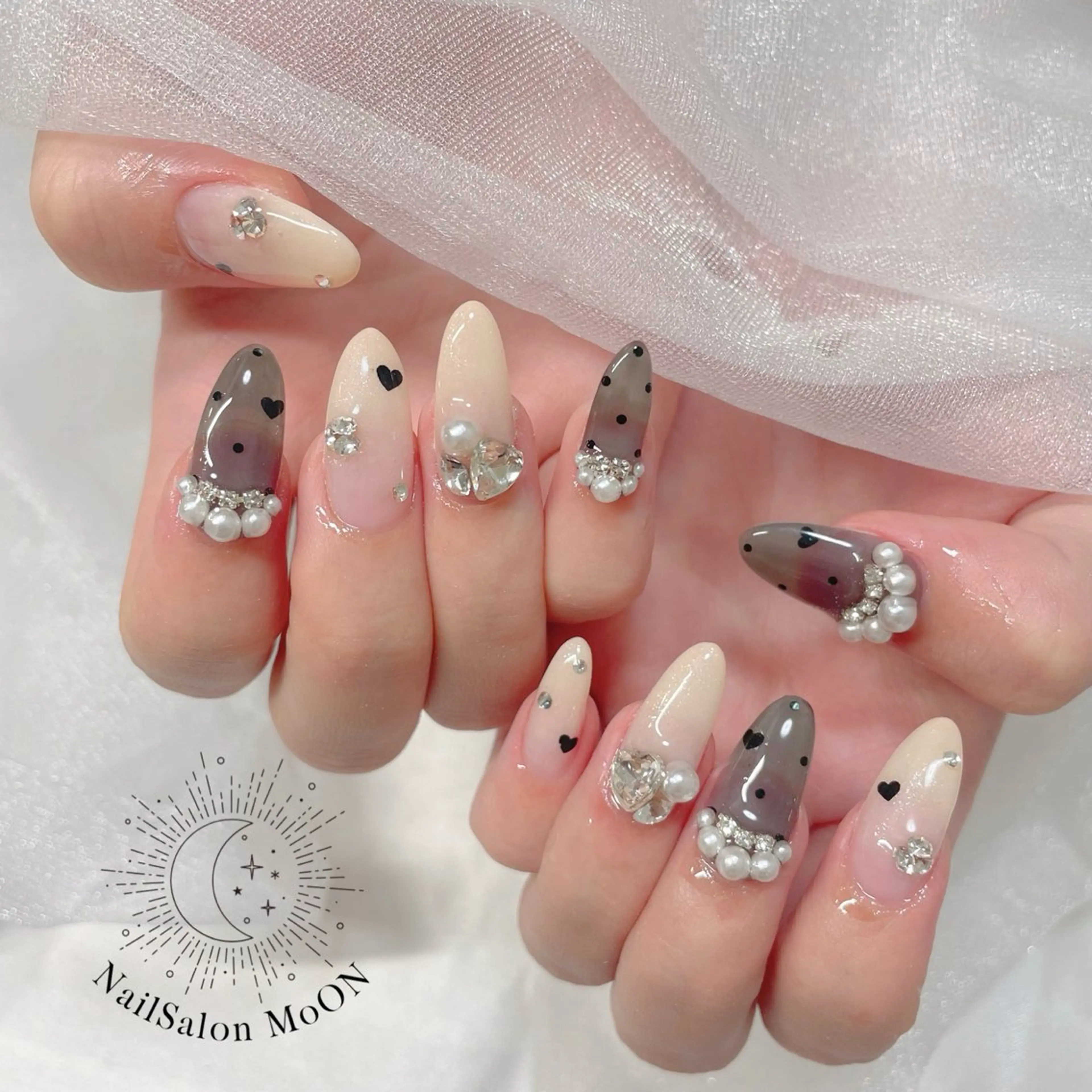 ネイル ハンドネイル ハンドケア MoON...❤︎ MeGuのネイルデザイン