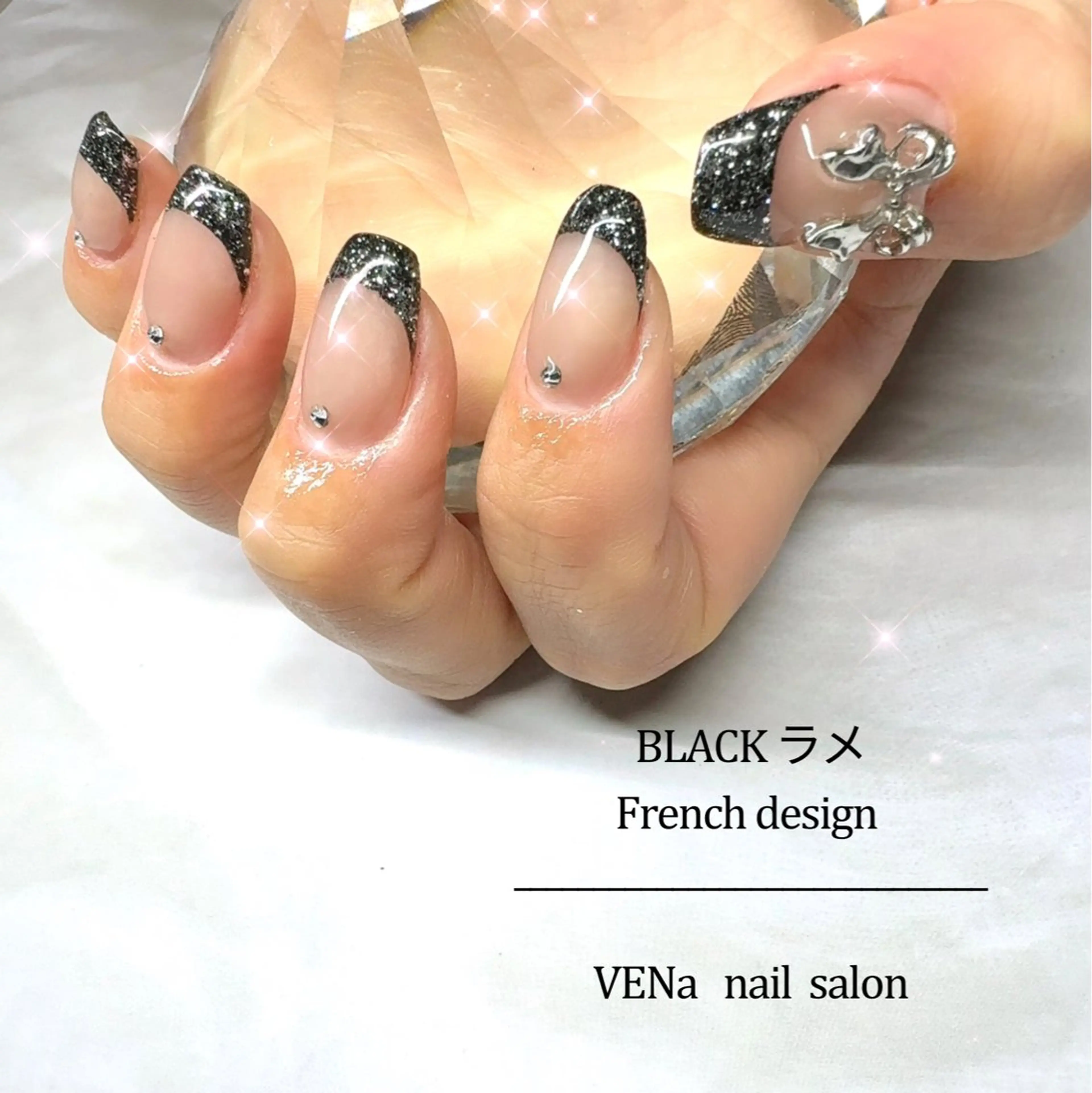 ネイル フレンチネイル ラメ(グリッター) リボン VENa eye＆ nail salonのネイルデザイン