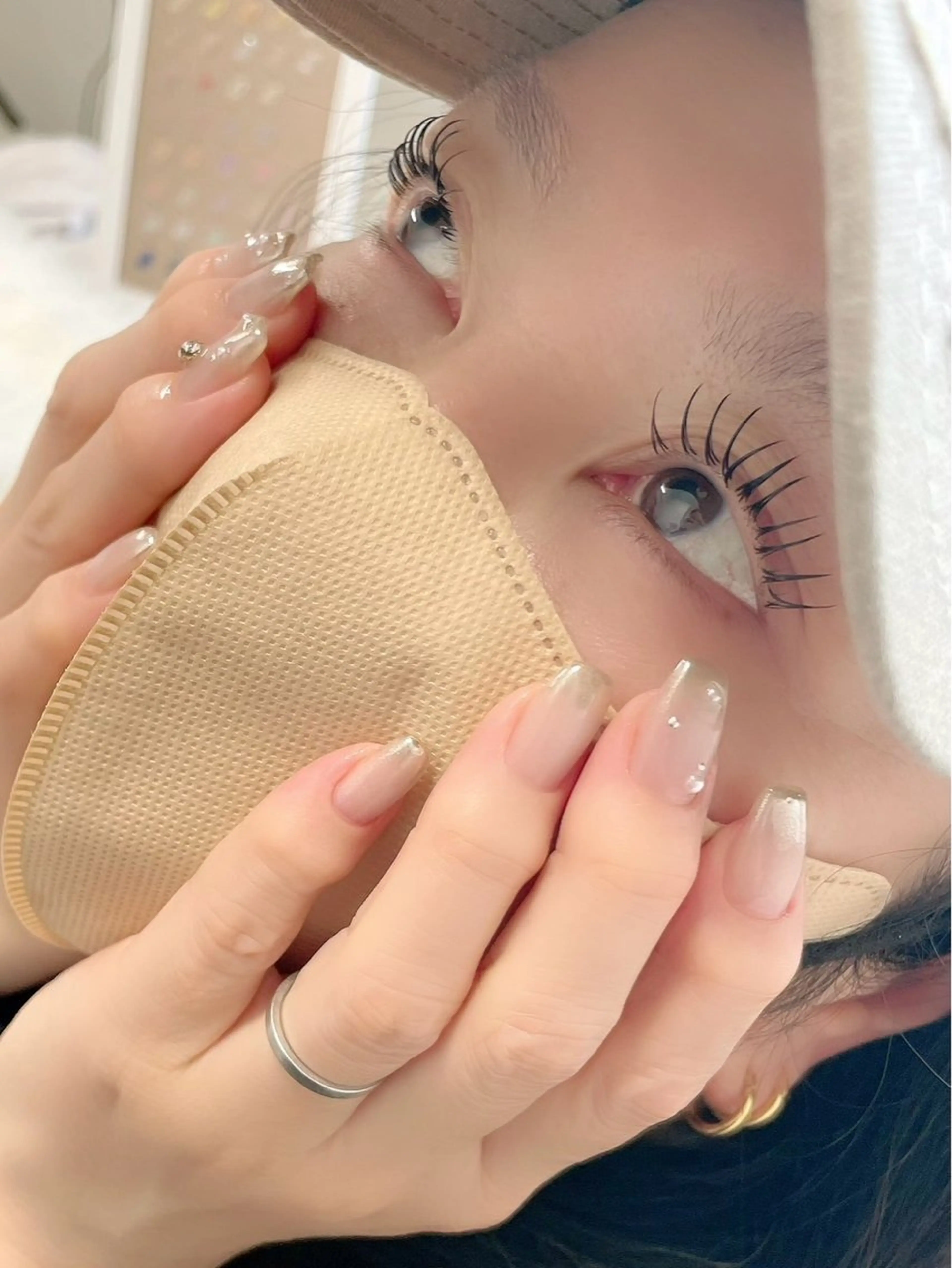 ネイル グラデーション マグネットネイル ミラーネイル シルバー ハンドネイル BLUME yukiのネイルデザイン