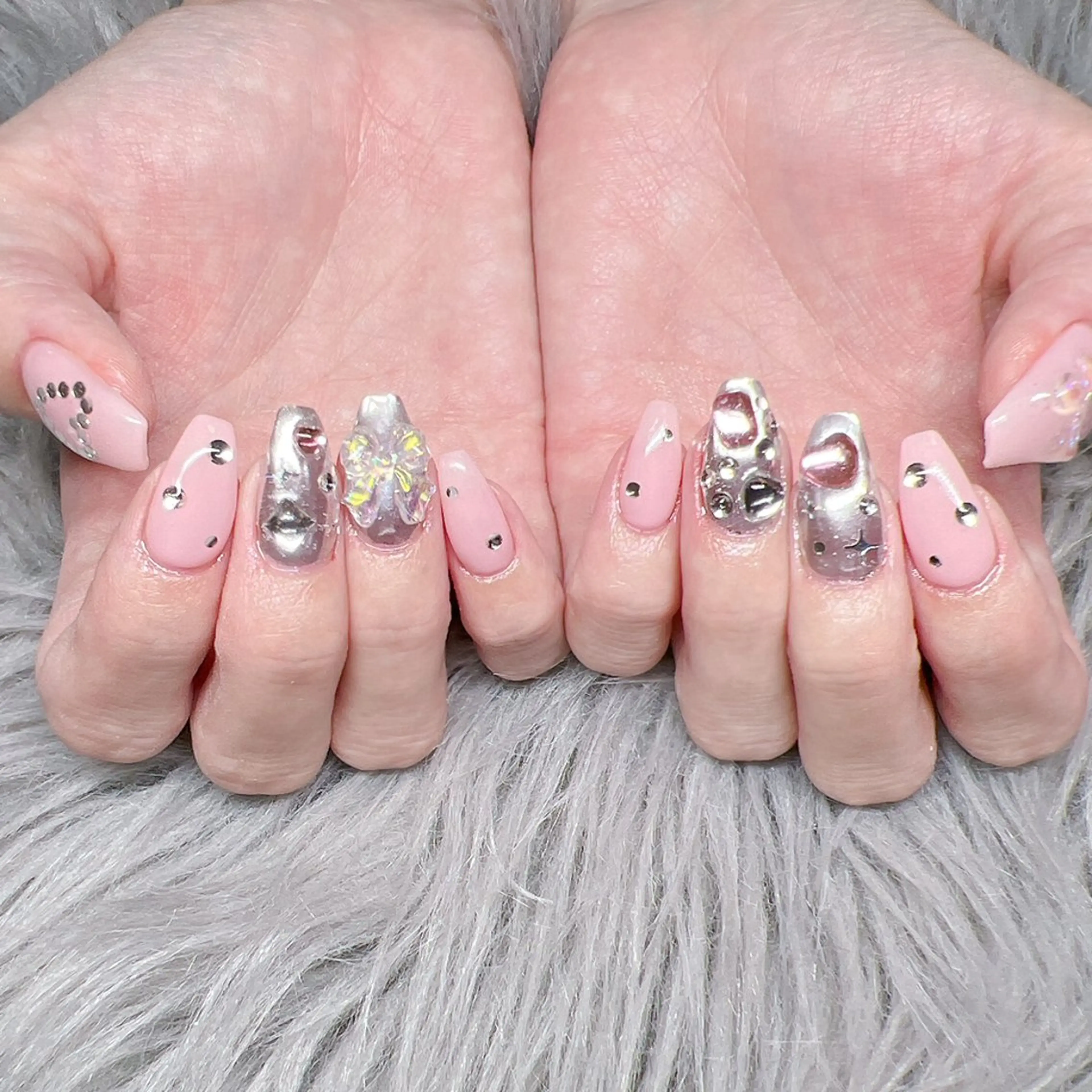 ネイル 個室ネイルサロンDolly  Girl〜ドーリーガール〜所属・DollyGirl KYOKOのネイルデザイン