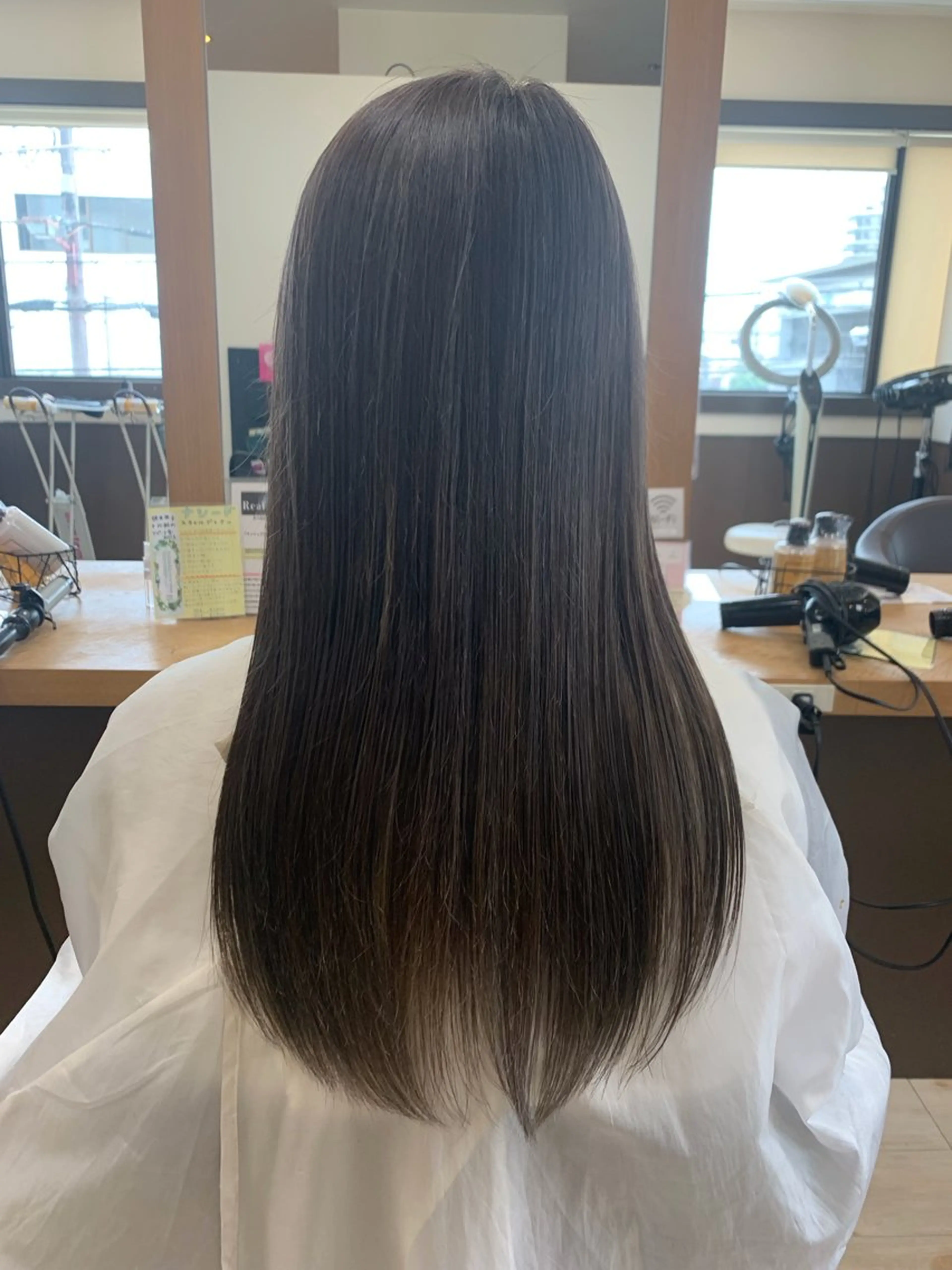 ロング 髪質改善 カット ヘアカラー 縮毛矯正 トリートメント 髪質改善サロン Lien深井店のヘアスタイル