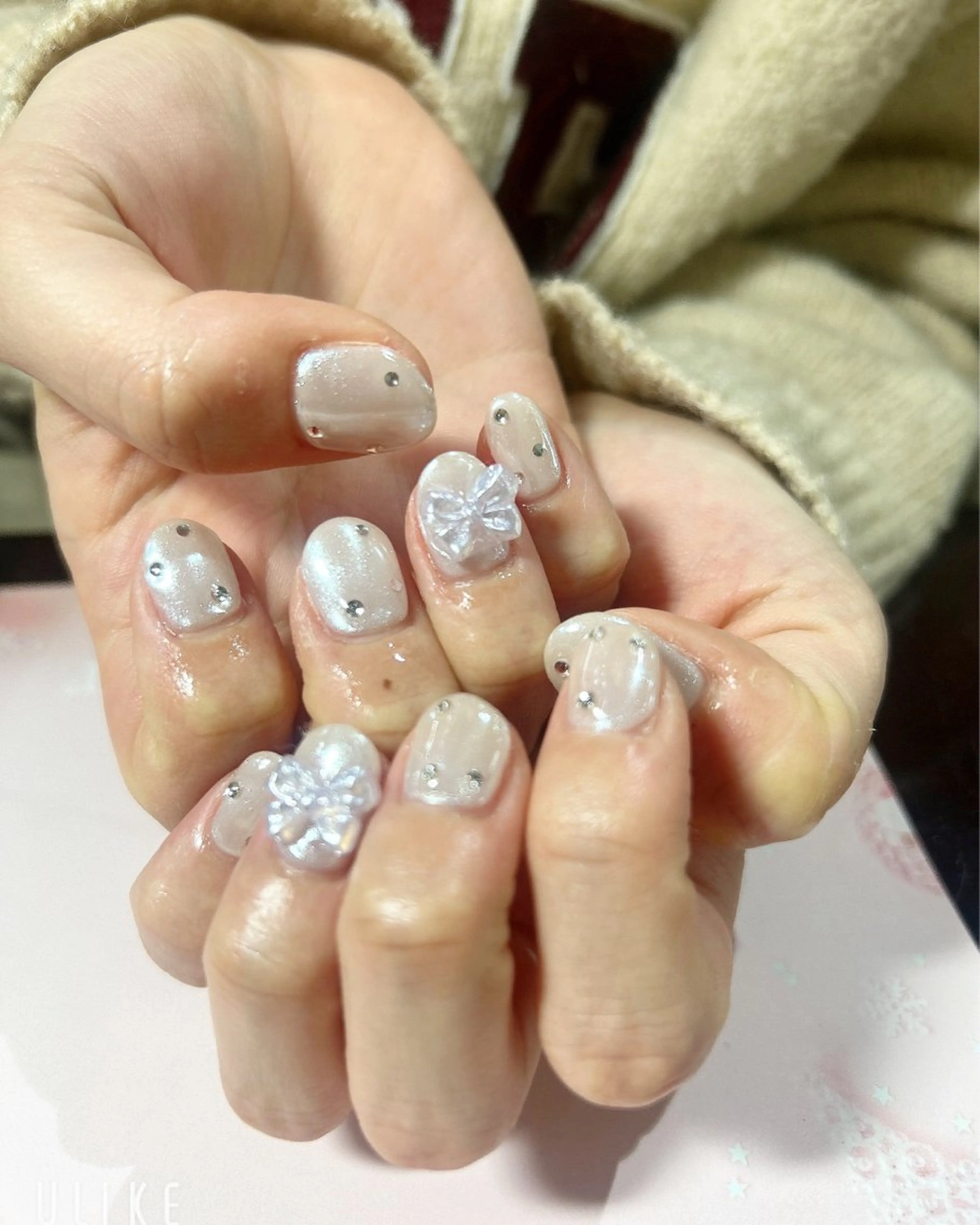 ネイル ミラーネイル ハンドネイル 吉野✨ ネイルデザイナー✨のネイルデザイン