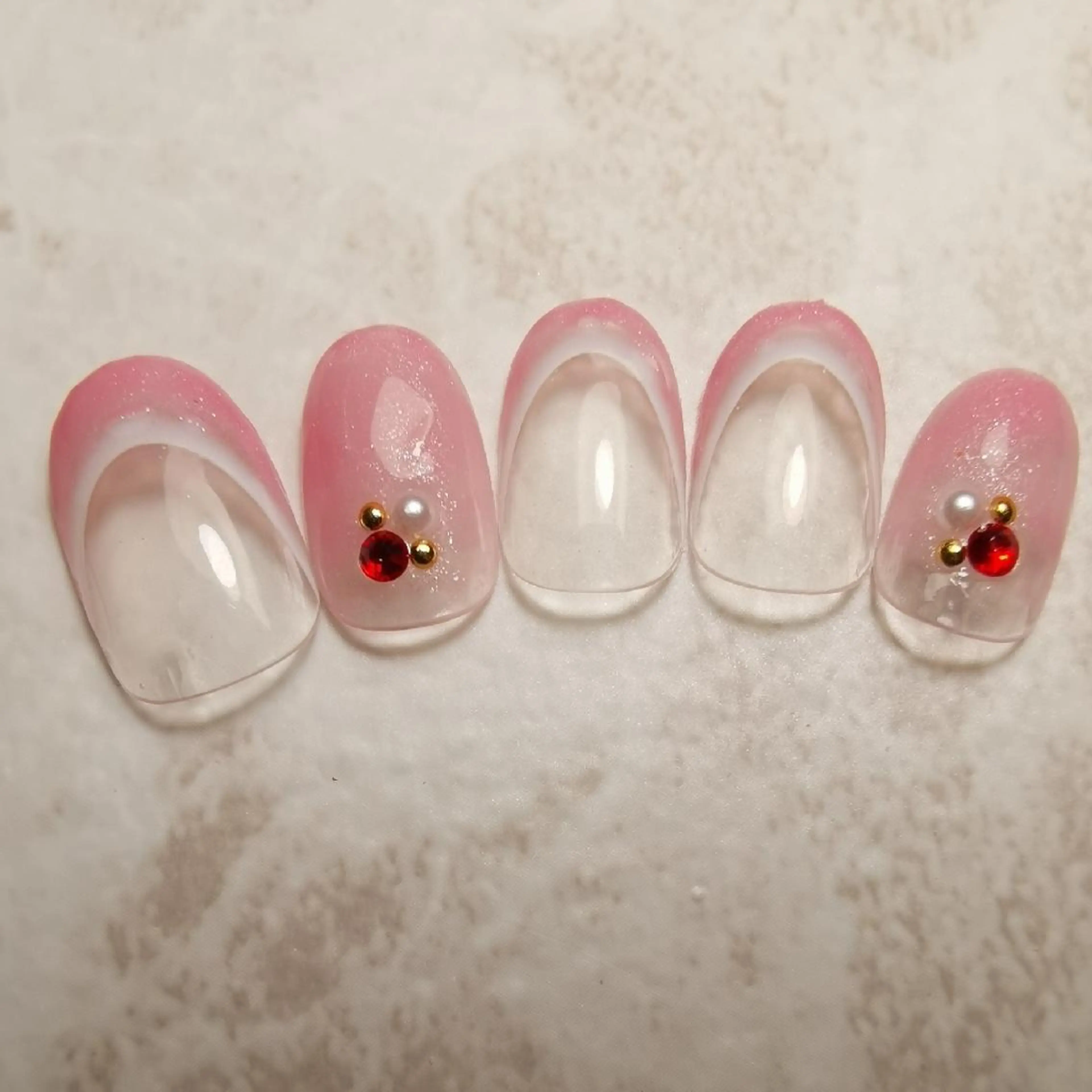 ネイル フレンチネイル グラデーション ハンドネイル reve あやののネイルデザイン