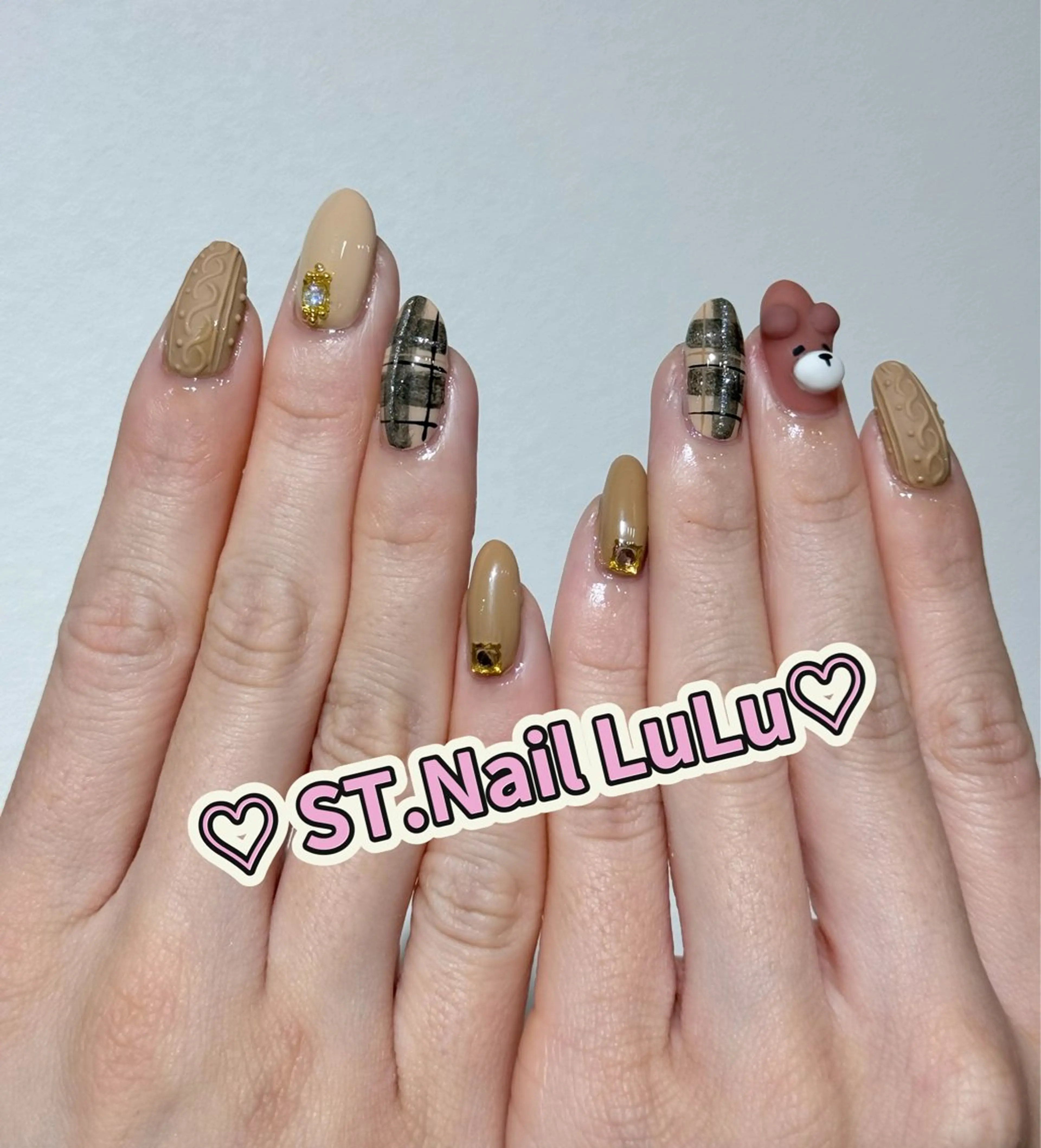 ネイル ル ルのネイルデザイン