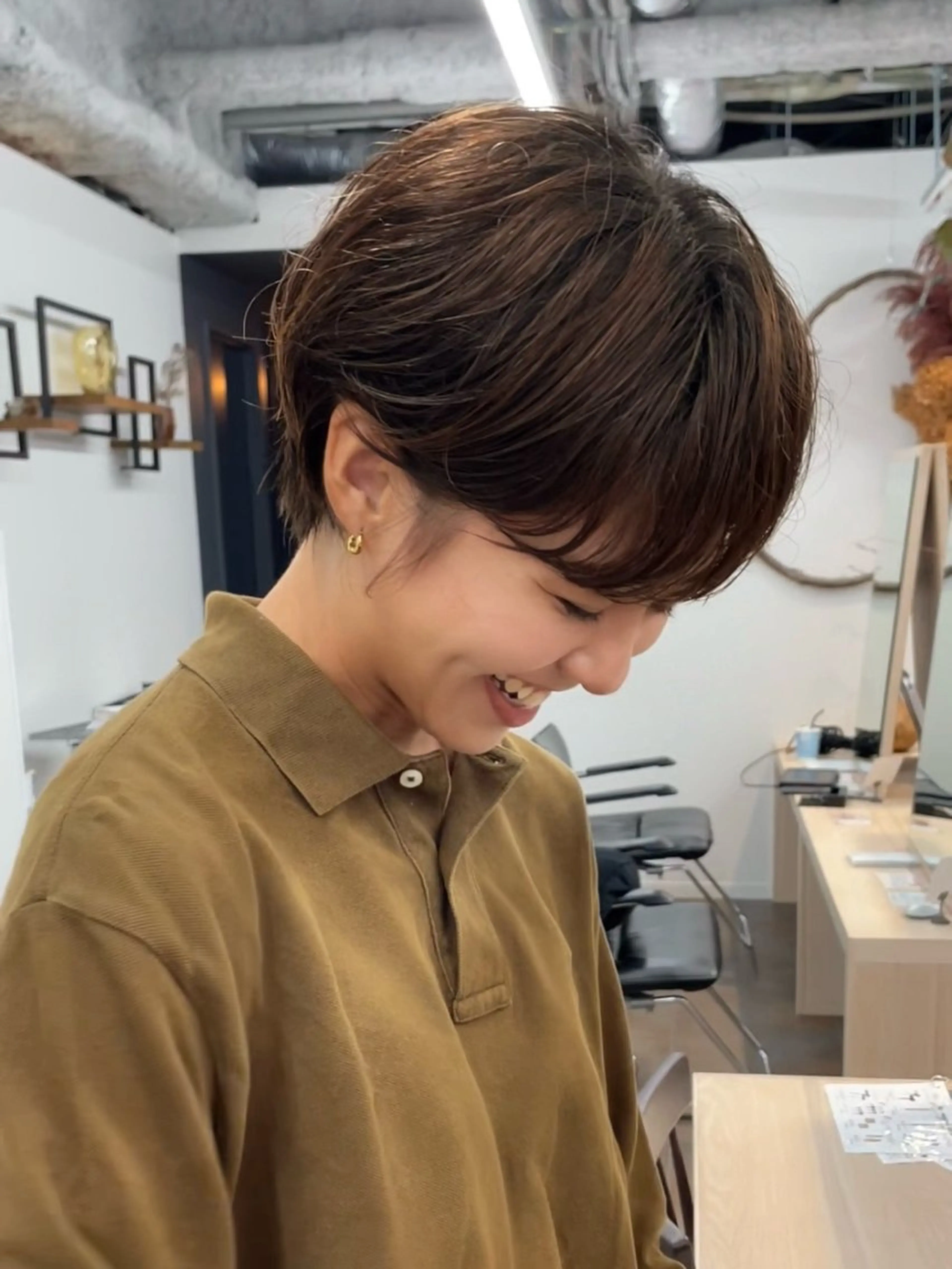 ショート パーマ ショートヘア カット トリートメント レイヤーパーマ/ ショートパーマ/横浜のヘアスタイル