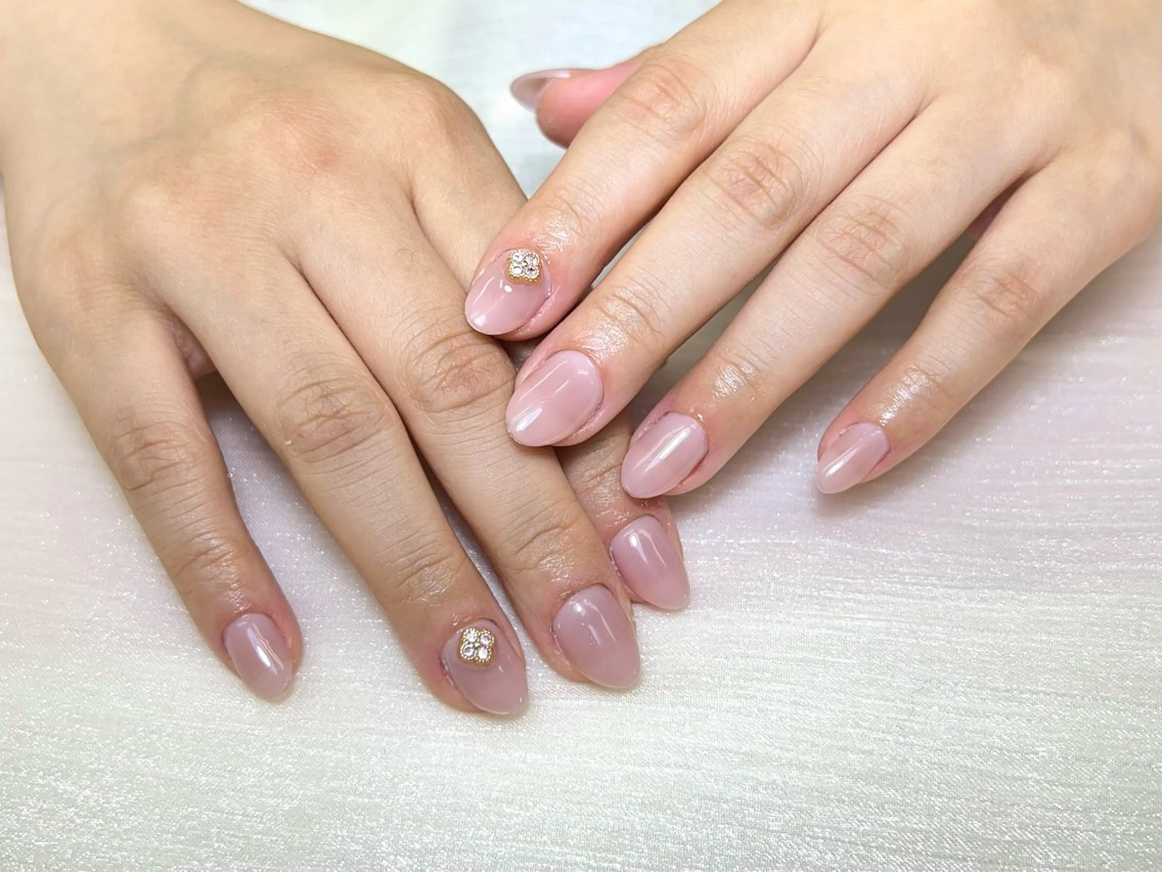 ネイル ハンドネイル ハンドケア PIPPY NAILSのネイルデザイン