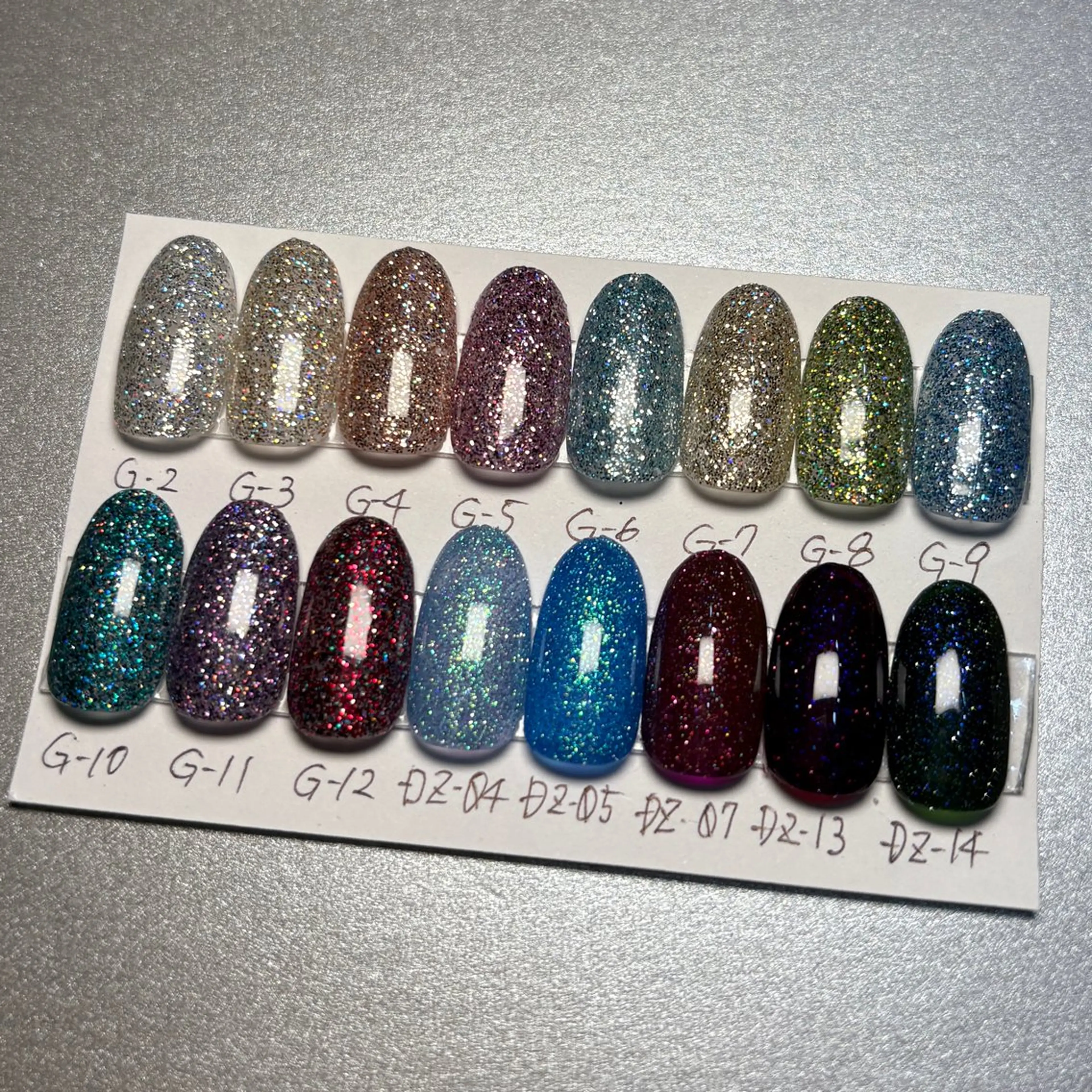 ネイル フラッシュネイル グラデーション ラメ(グリッター) ミラーネイル ワンカラーネイル うえぽん 🌟のネイルデザイン