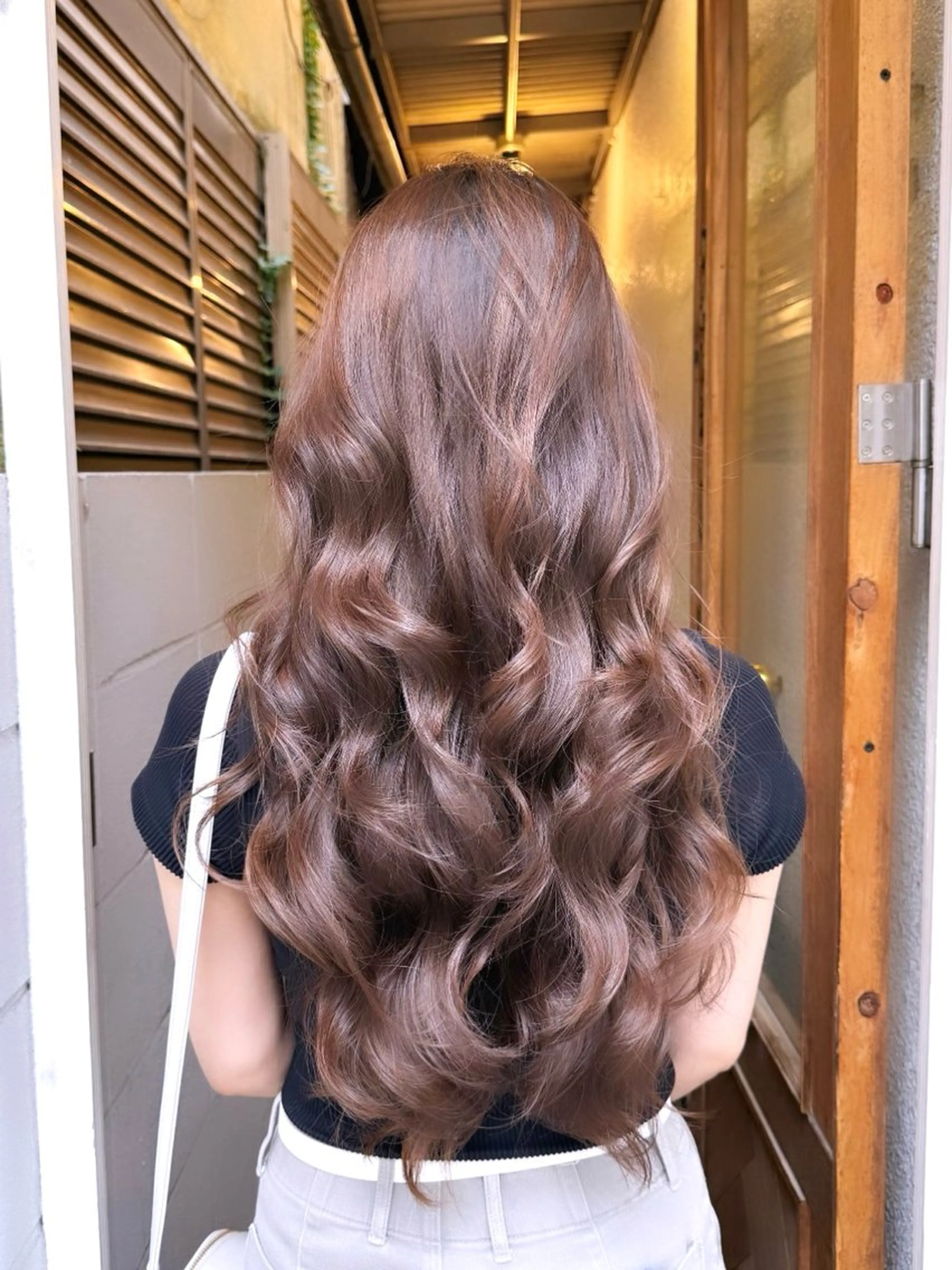 ロング パーマ 縮毛矯正 カット パーマ トリートメント chobii表参道所属・吉田 光佑のヘアスタイル