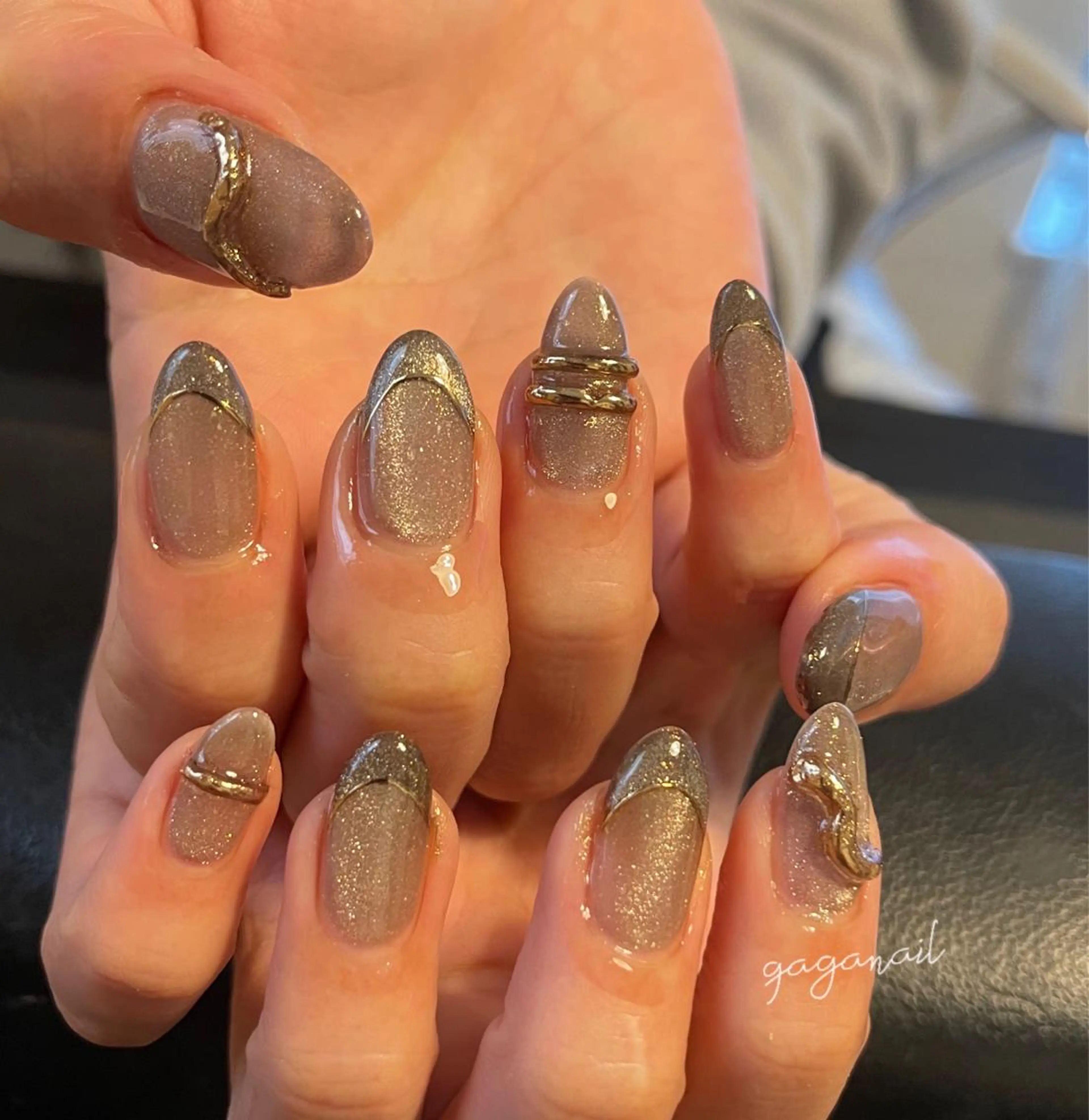 ネイル 長さ出し フレンチネイル マグネットネイル マグネットフレンチ 持ち込み nailsalon gagaのネイルデザイン