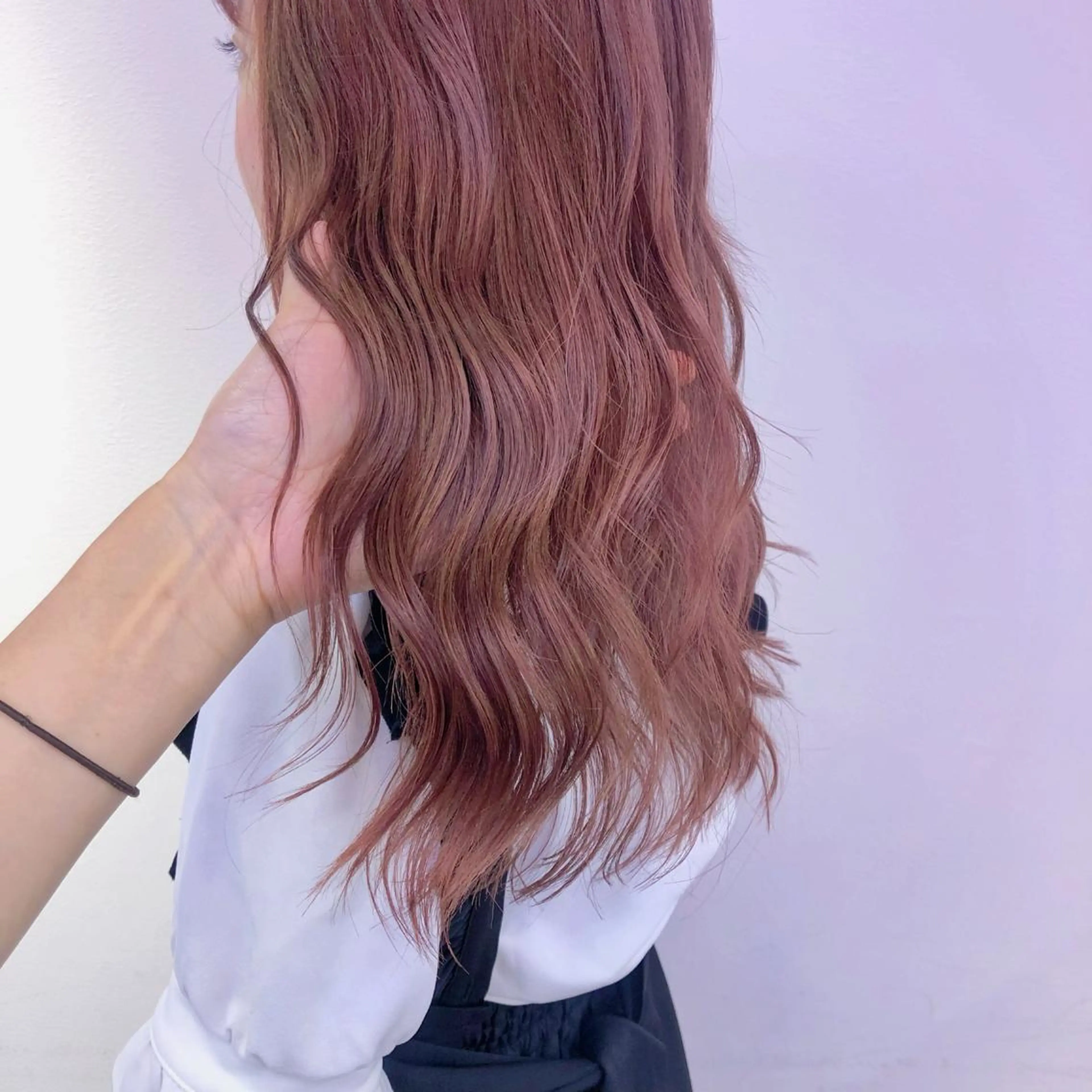 ロング カラー パーマ ヘアアレンジ メンズ キッズ ネイル マツエク・マツパ ベージュカラー ピンクカラー ピンクベージュ カラーマツエク ピンク レイヤーカット指名 No.1💖マユカのヘアスタイル