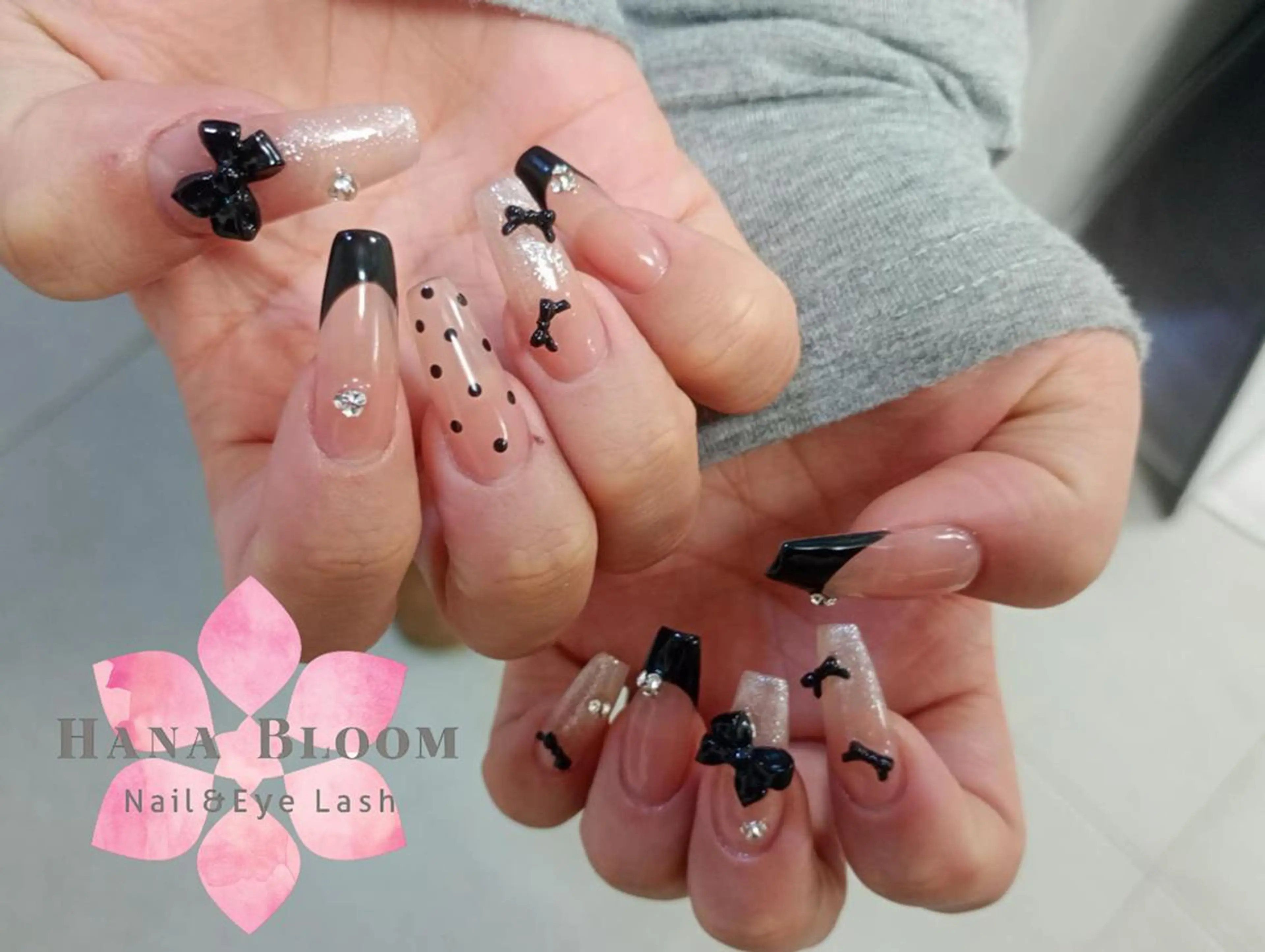 ネイル 長さ出し フレンチネイル マグネットネイル ミラーネイル 持ち込み ハンドネイル ハンドケア Hana Bloom Nail Labのネイルデザイン