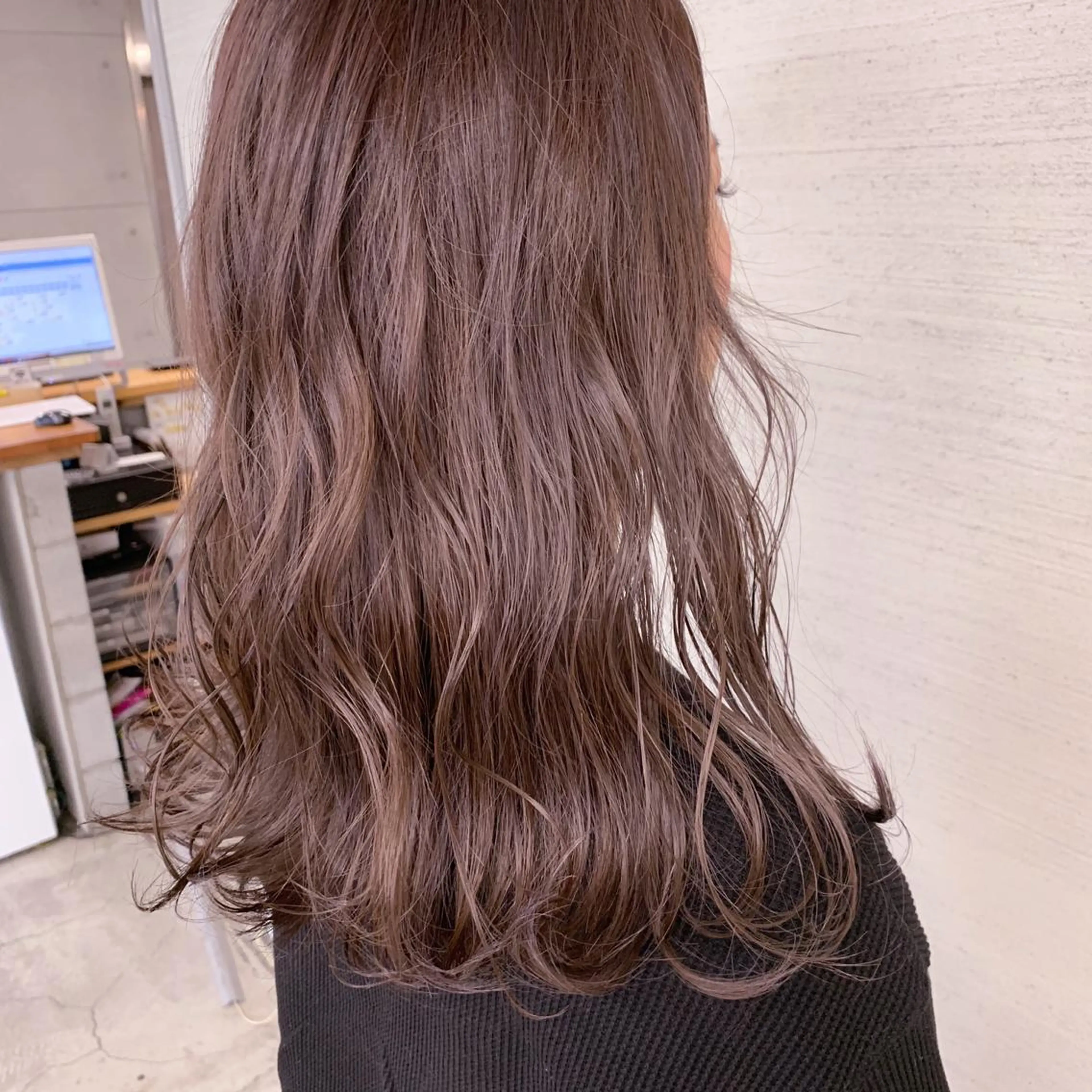 セミロング ヘアカラー トリートメント WEG 難波のヘアスタイル