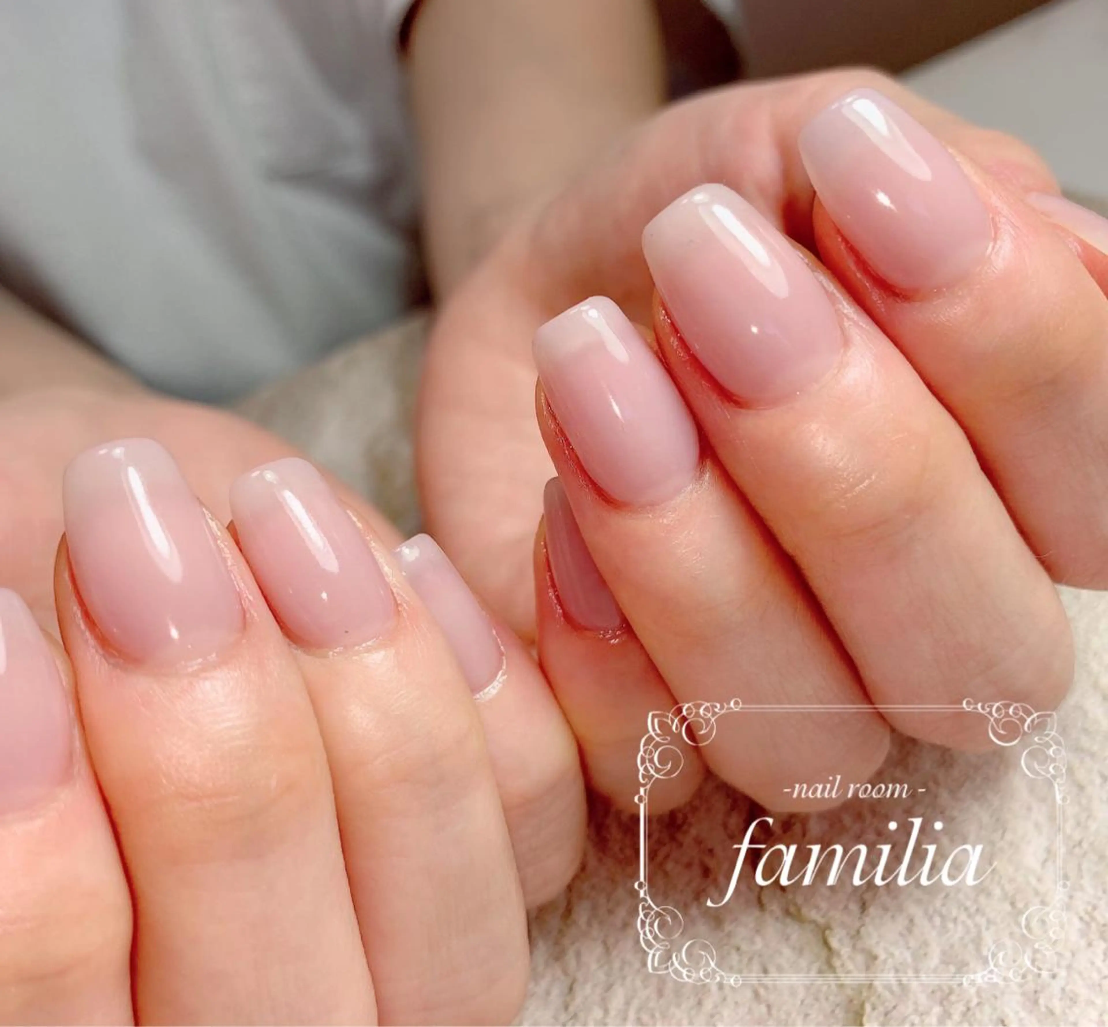 ネイル ハンドネイル -nailroom- familiaのネイルデザイン