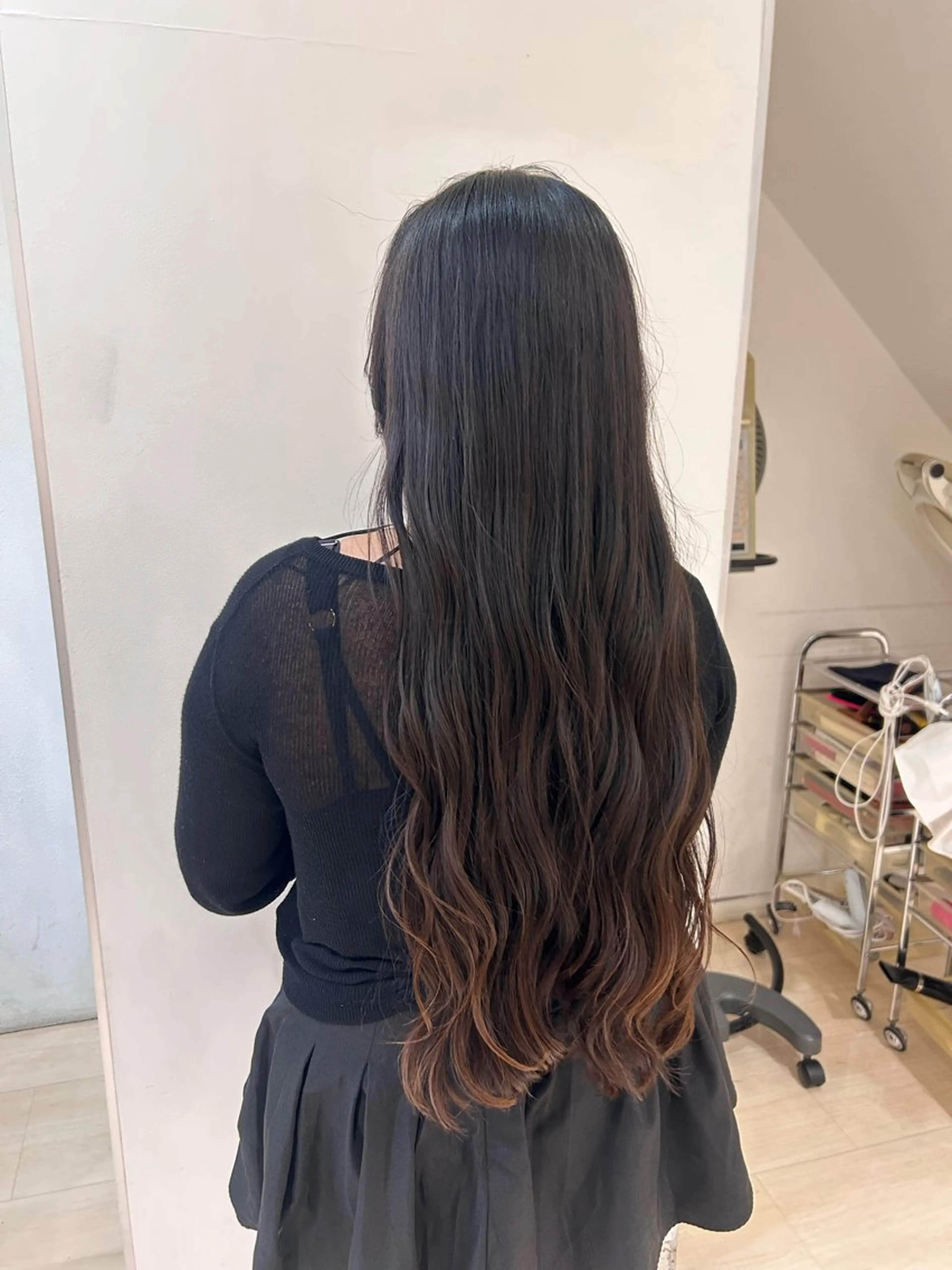 ロング カット 堀 日次のヘアスタイル