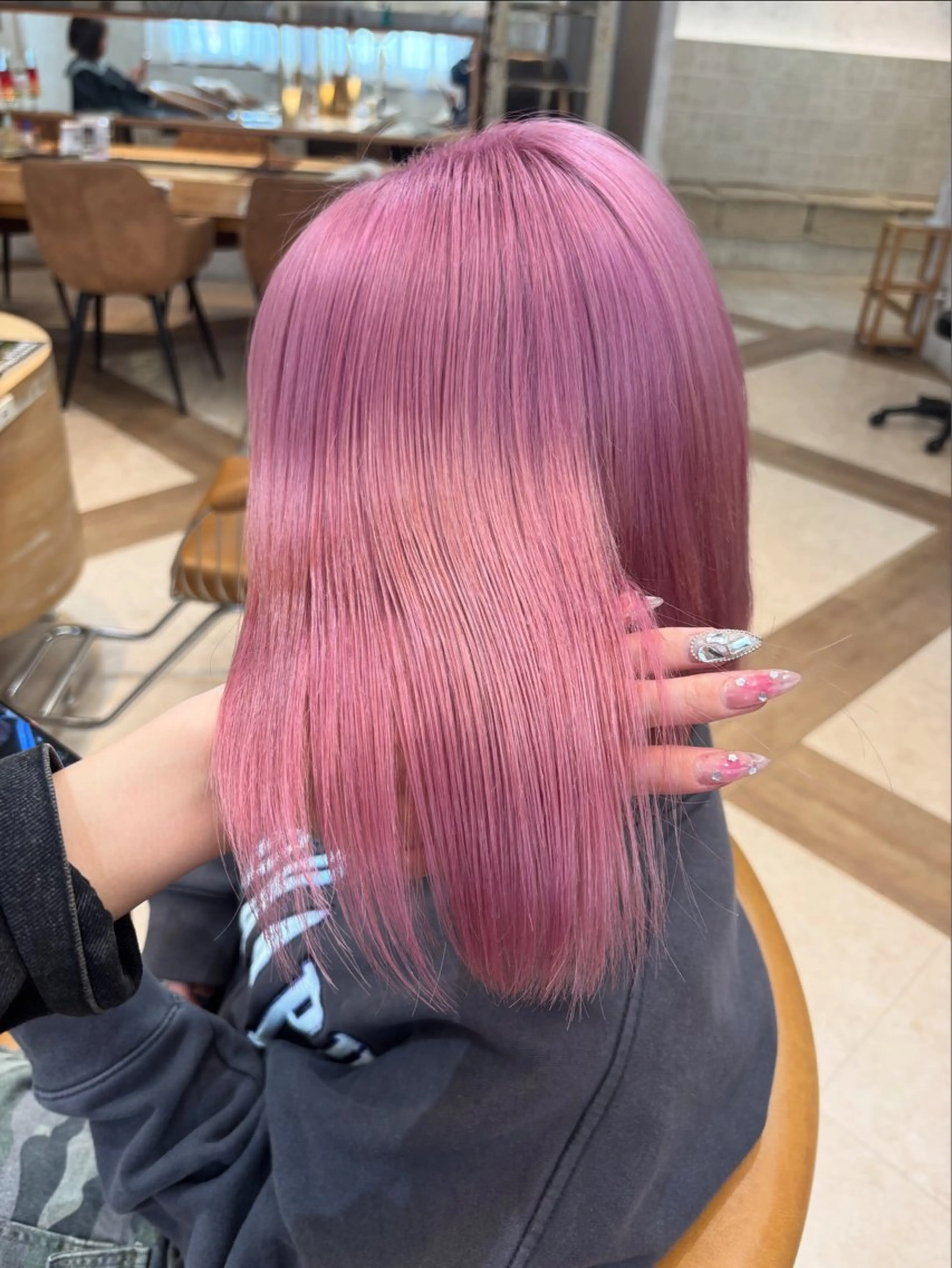 ショート ヘアカラー トリートメント sakura/韓国 ヘア/ワンホンのヘアスタイル