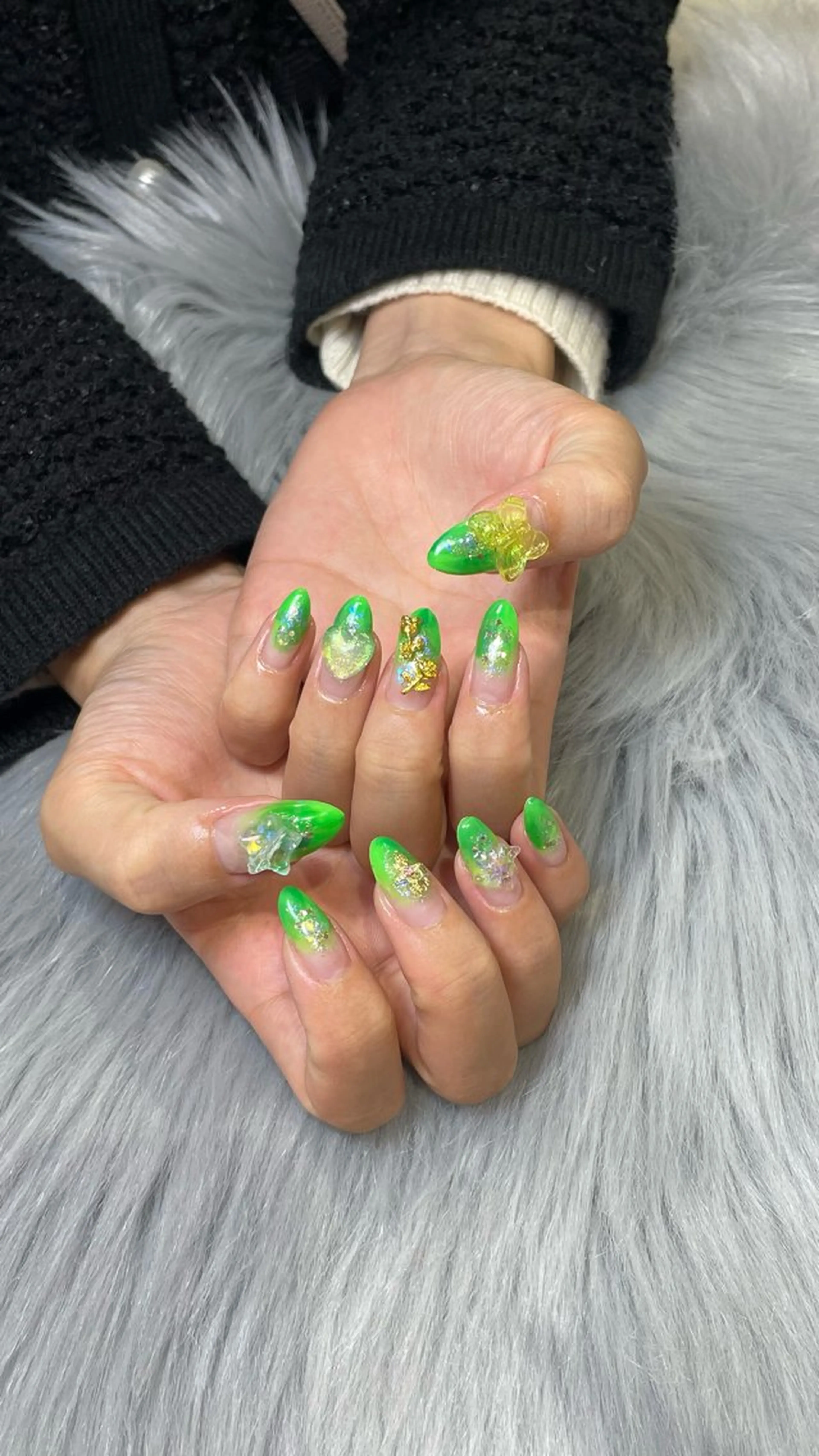 ネイル ラメ(グリッター) RICO NAIL所属・RICO Nail パーツつけ放題🌈のネイルデザイン