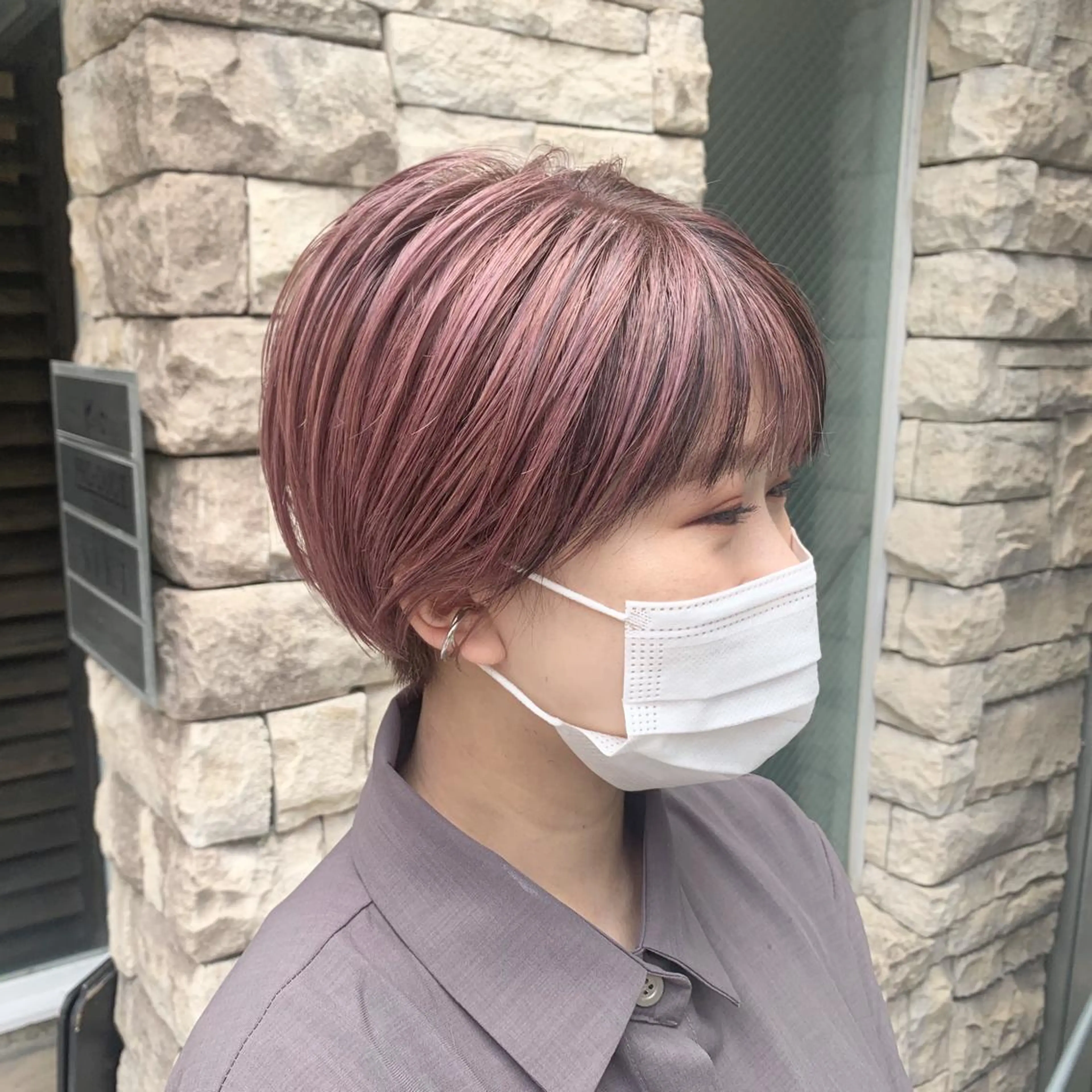 ショート カラー ピンクカラー EMANON天神所属・Hitomi Ezakiのヘアスタイル