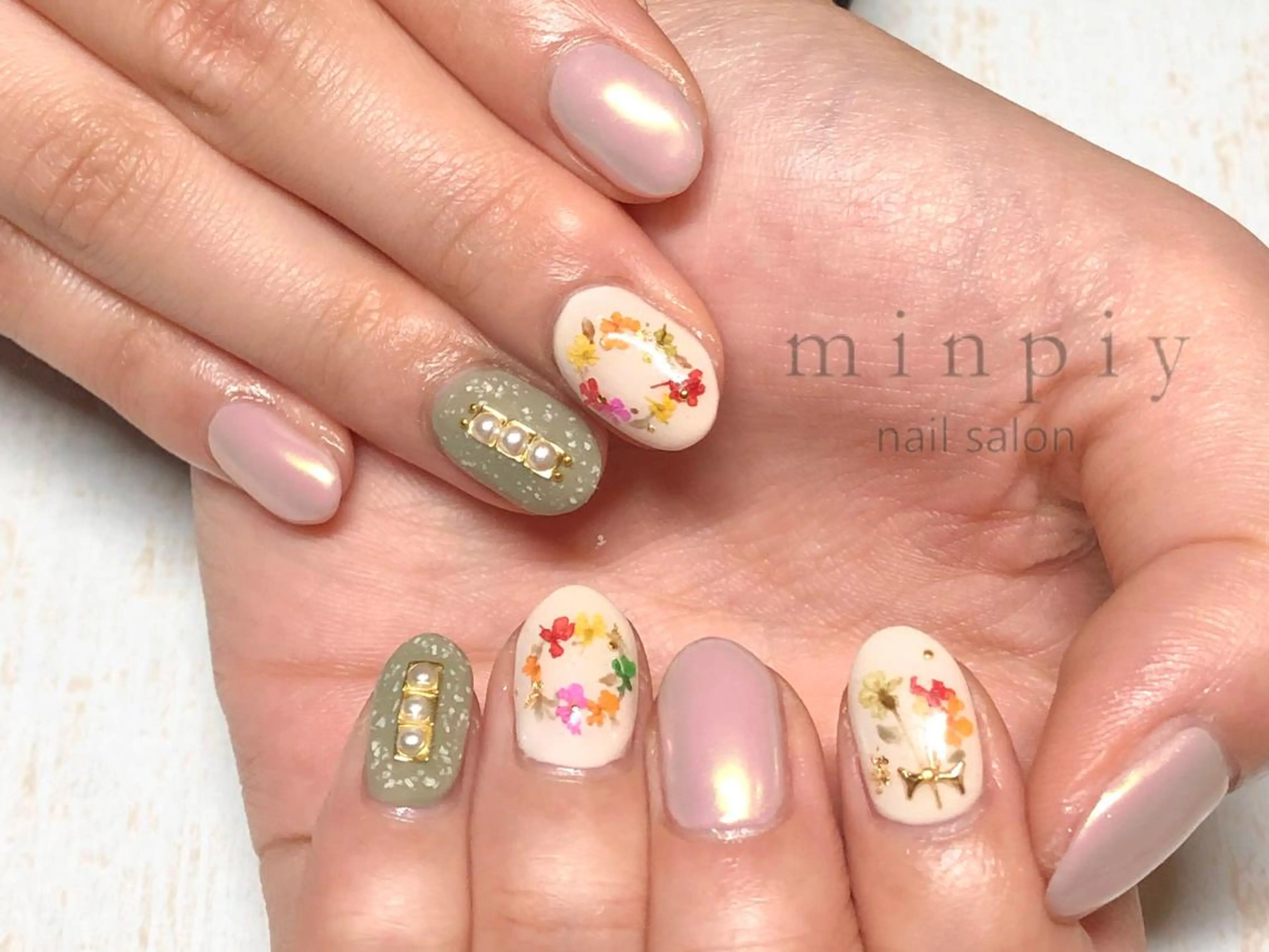 ネイル 𖡼 yumenoのネイルデザイン