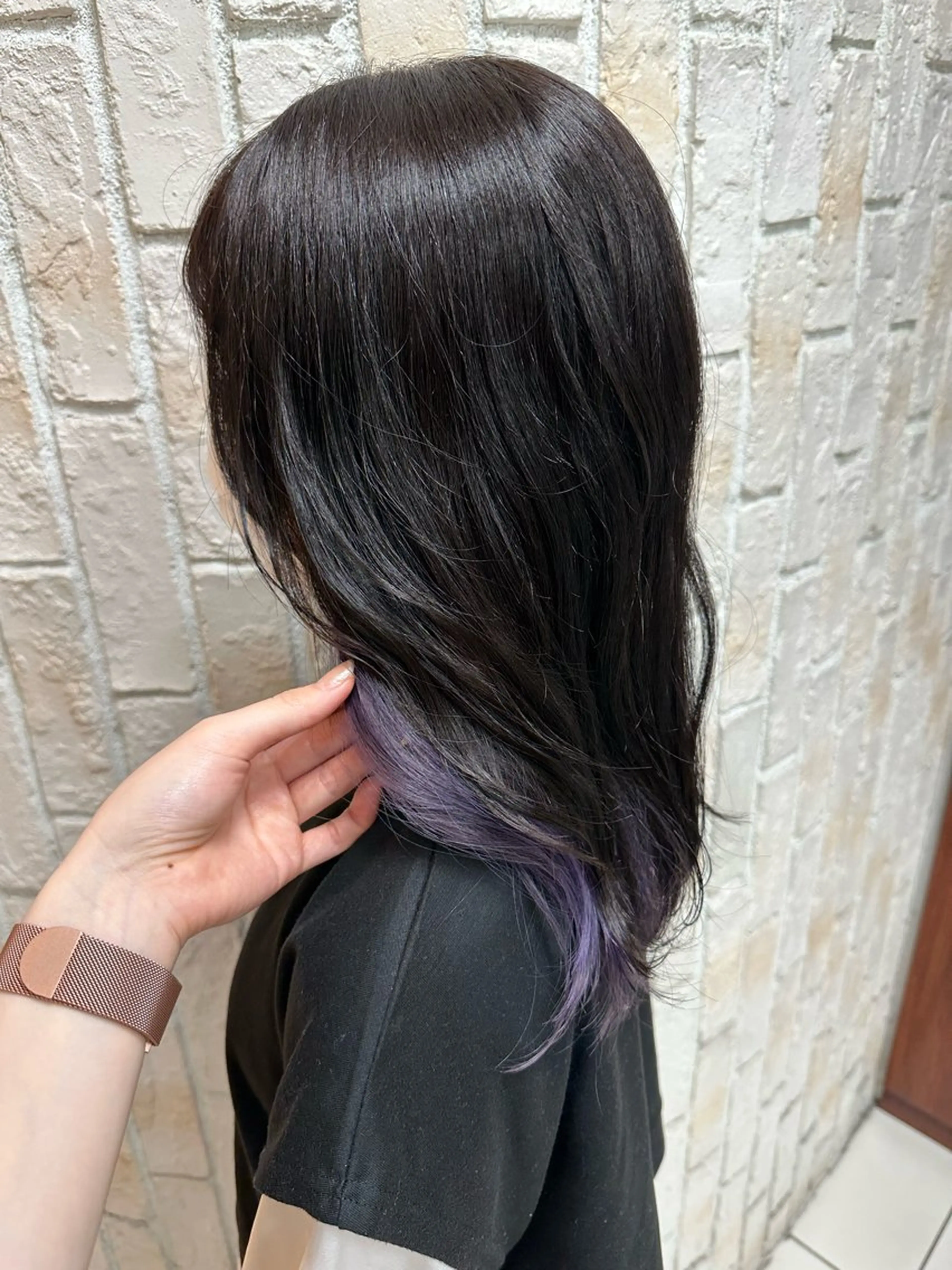 セミロング カラー インナーカラー Juri ジュリのヘアスタイル