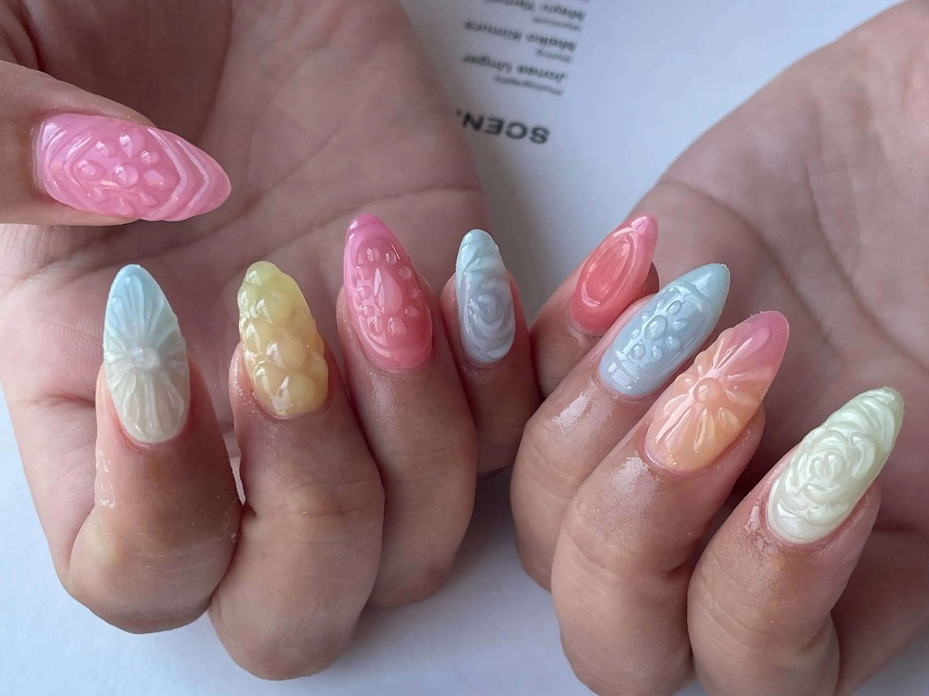 ネイル ハンドネイル shion .のネイルデザイン