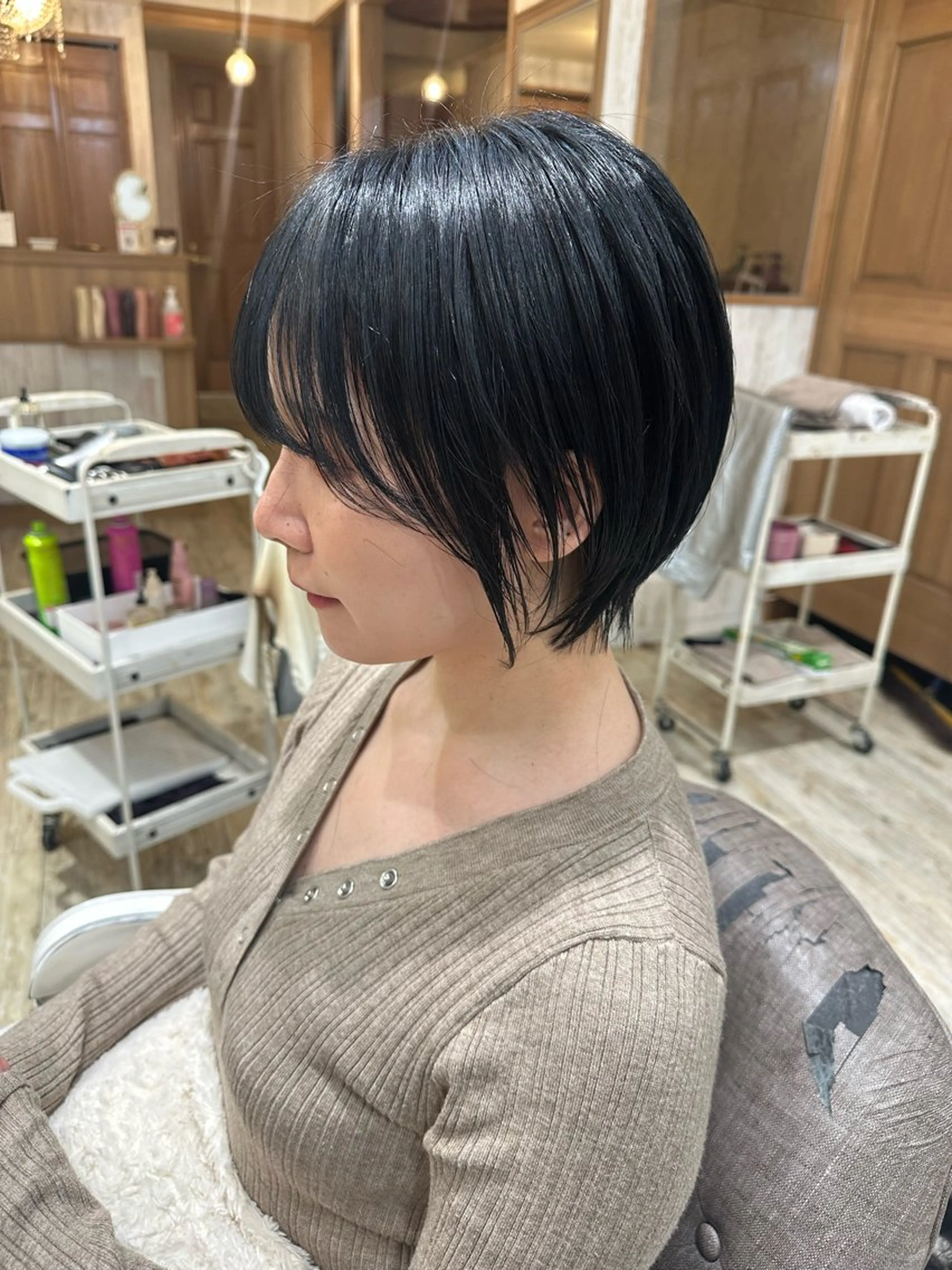 ショート カット おのだ あやなのヘアスタイル