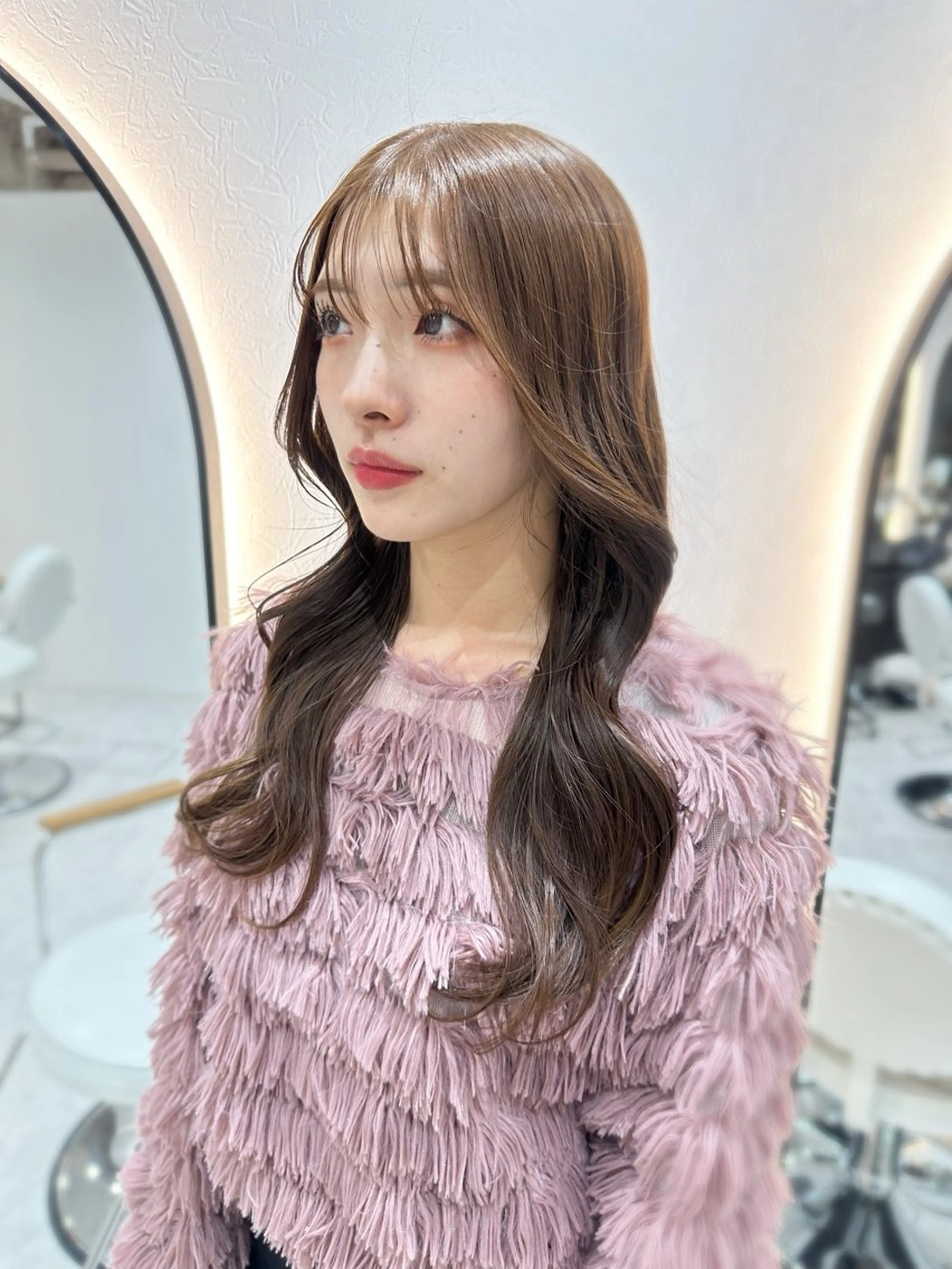 ロング カラー アディクシーカラー ブリーチ ケアブリーチ デザインカラー ダブルカラー カット ヘアカラー トリートメント 韓国ヘア顔周りカット 艶髪ベージュtamaのヘアスタイル