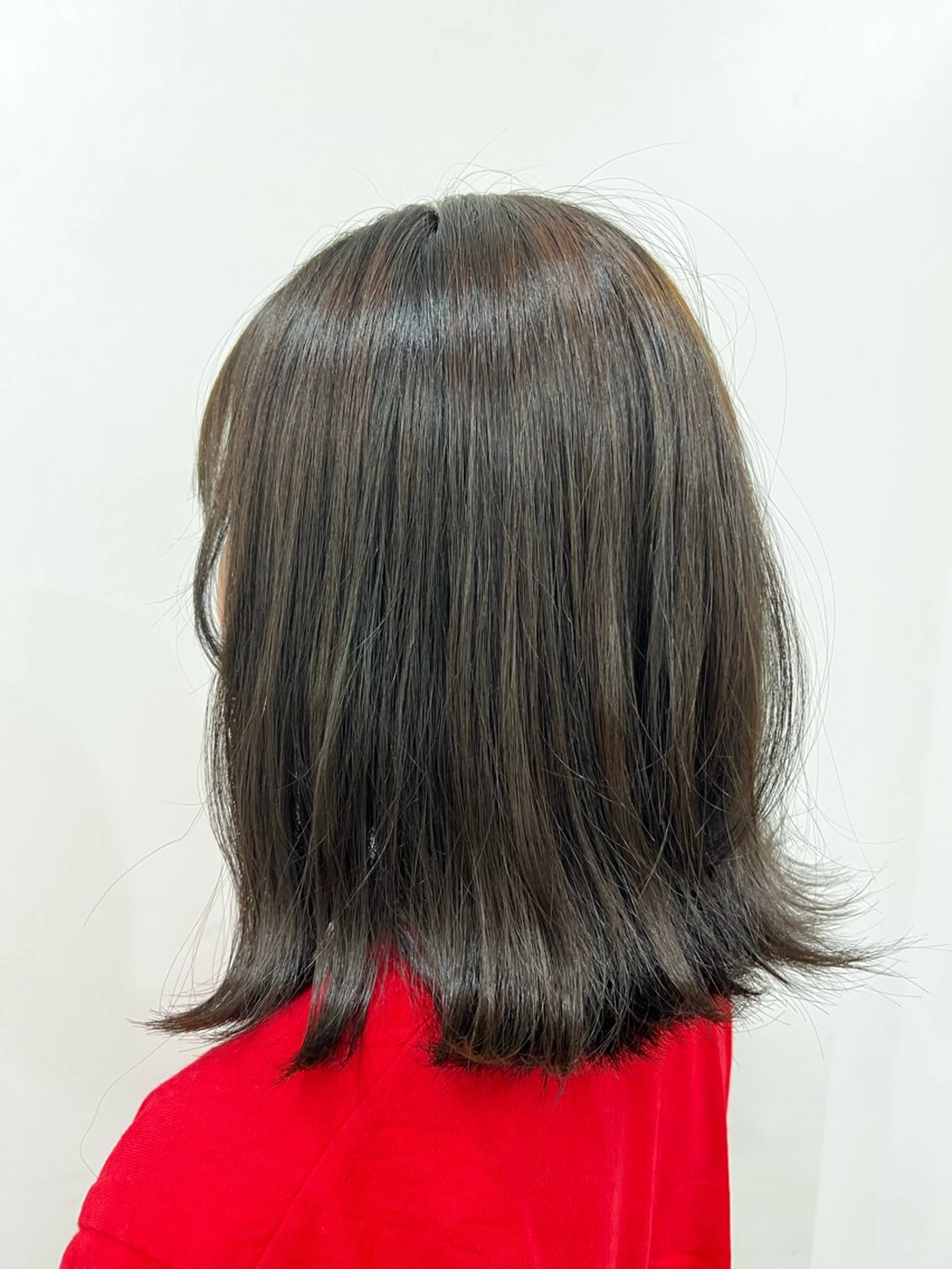 ミディアム シアン　橋本店所属・SHIAN 橋本 Daikiのヘアスタイル