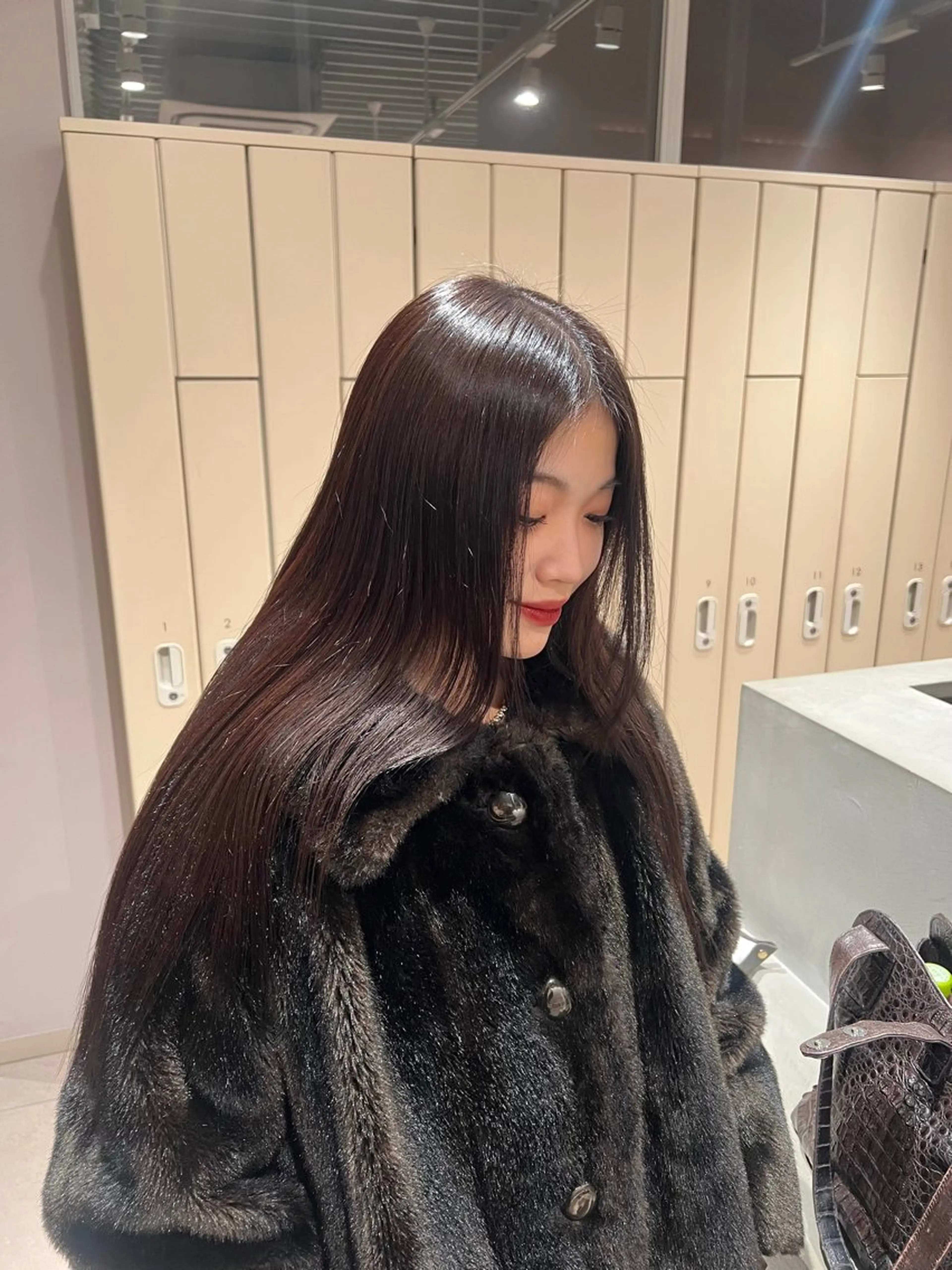 カラー ヘアカラー トリートメント aya / カットカラーのヘアスタイル