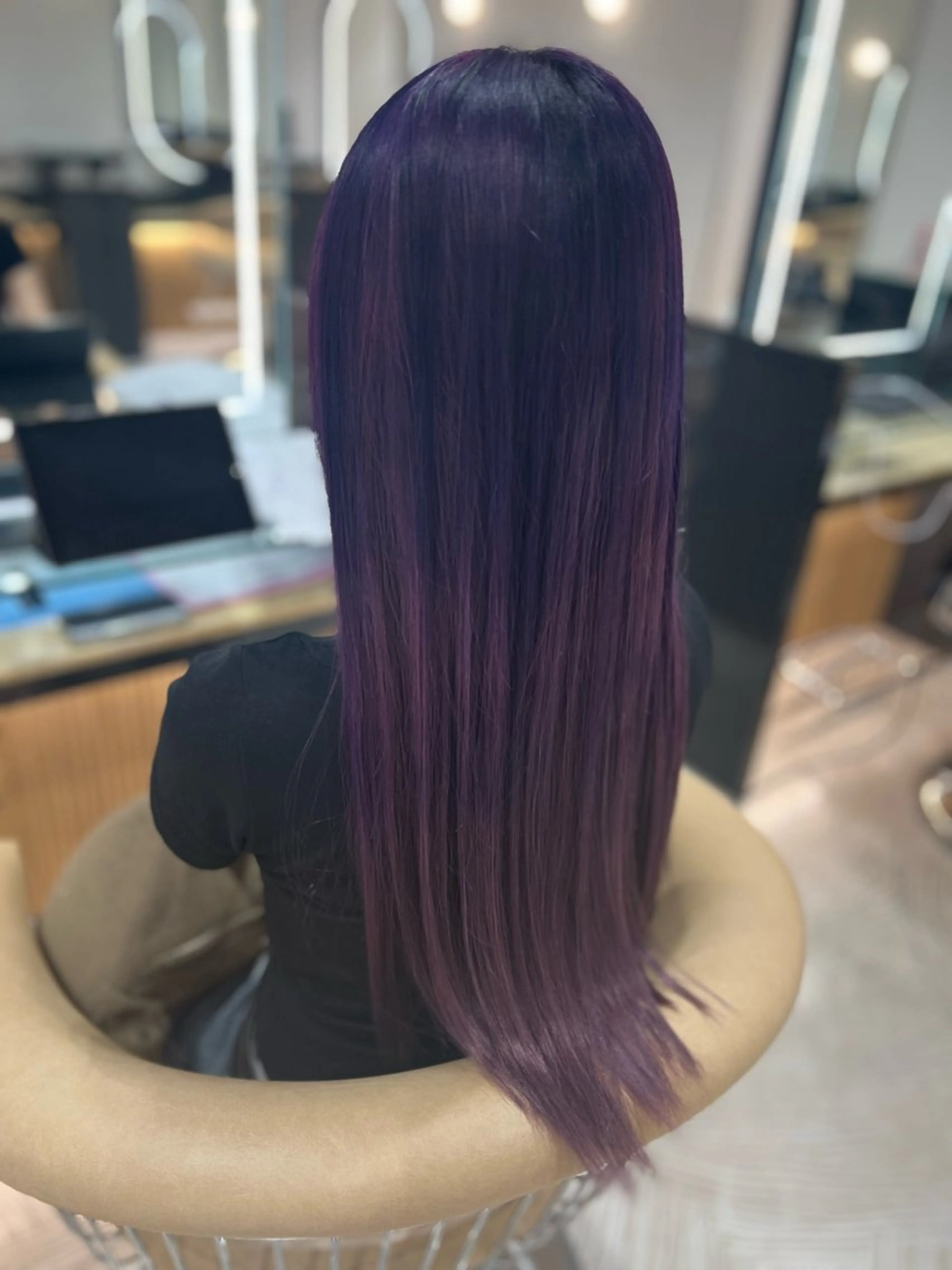 カラー ONE CONCEPT【ワンコンセプト】所属・飯味 華菜のヘアスタイル