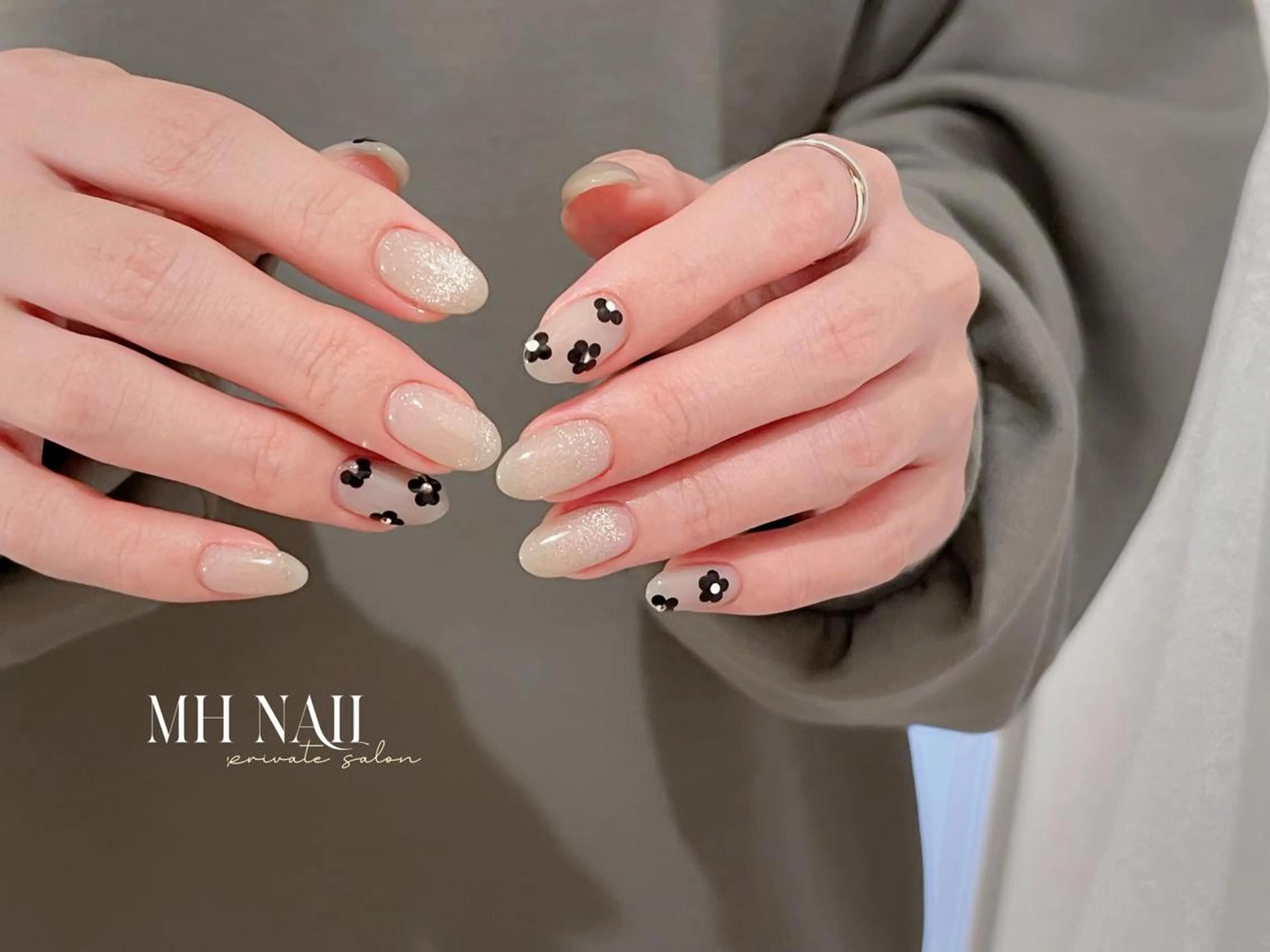ネイル ハンドネイル MH Nailのネイルデザイン