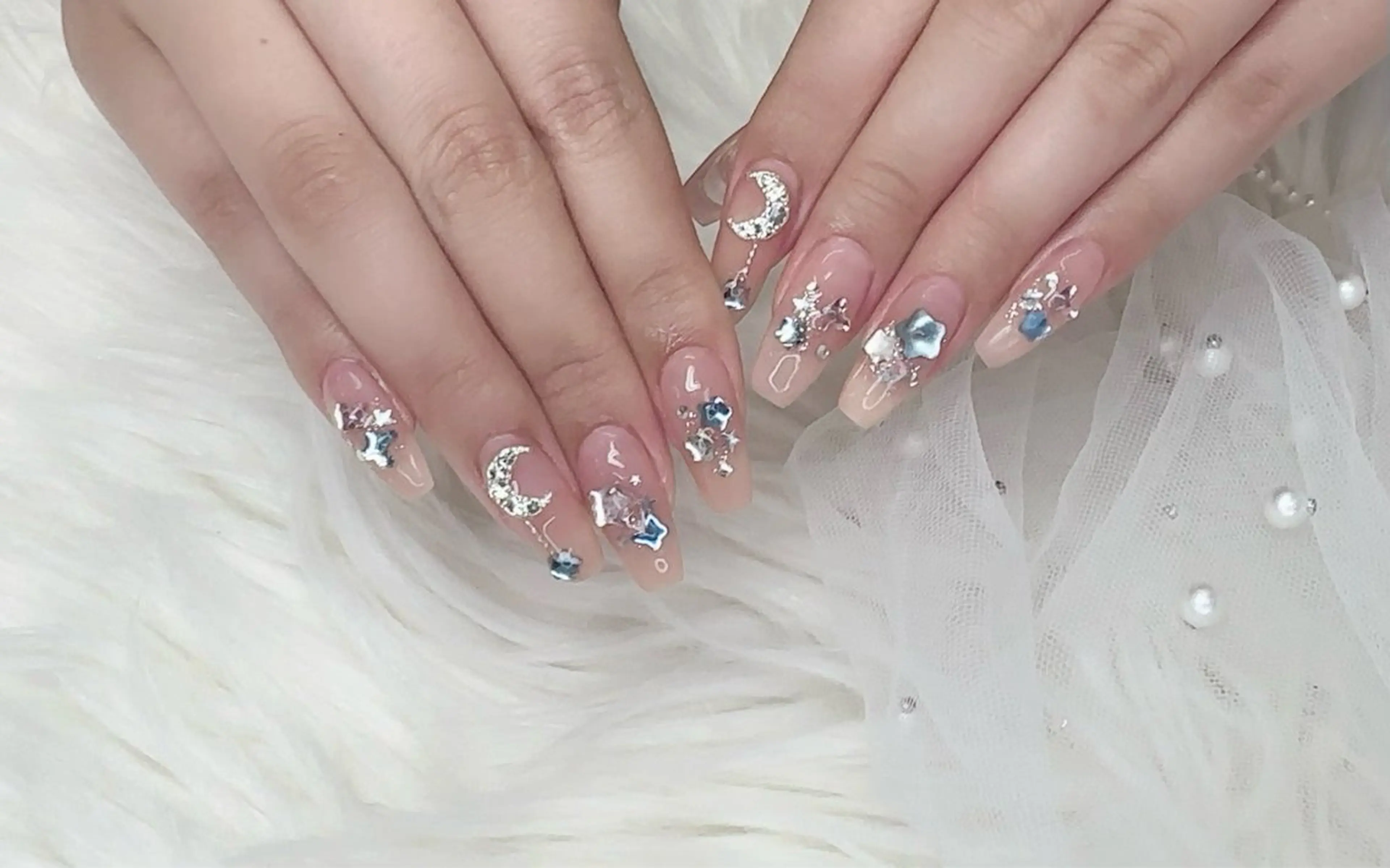 ネイル R salonのネイルデザイン