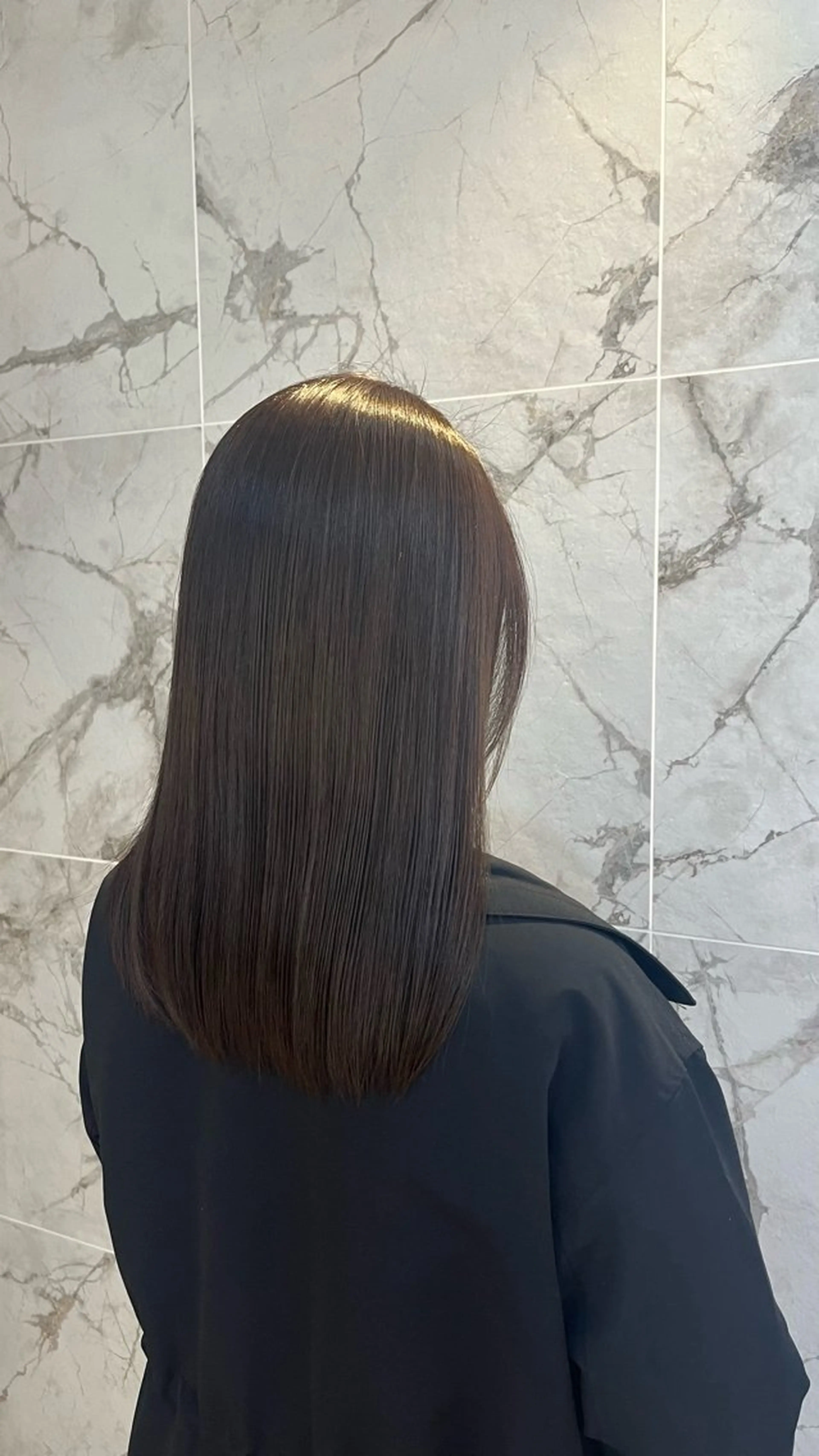 セミロング トリートメント 透明感カラー🕊🤍 アサノ  マユのヘアスタイル