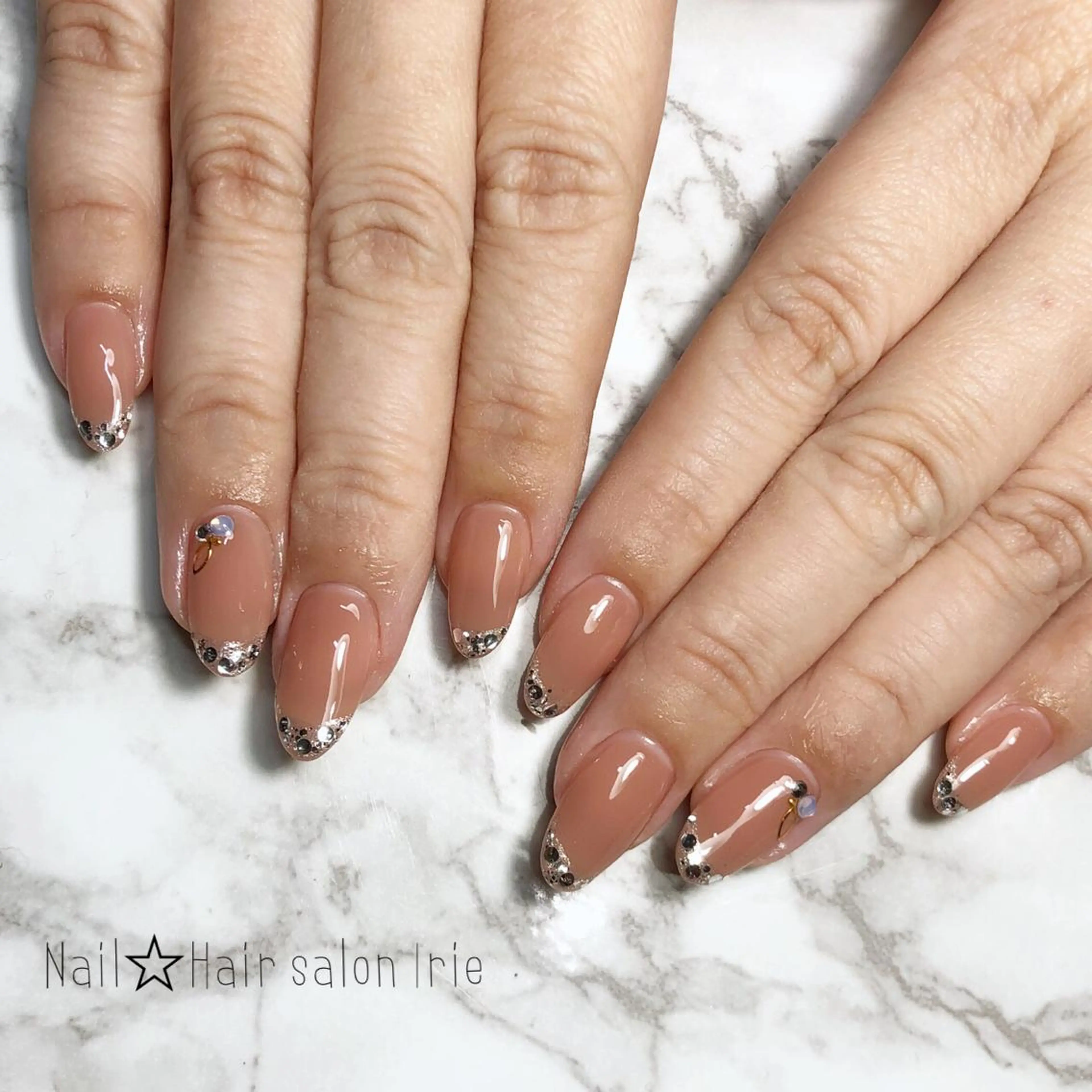 ネイル 持ち込み Hair salon Irie所属・與儀 知佳のネイルデザイン