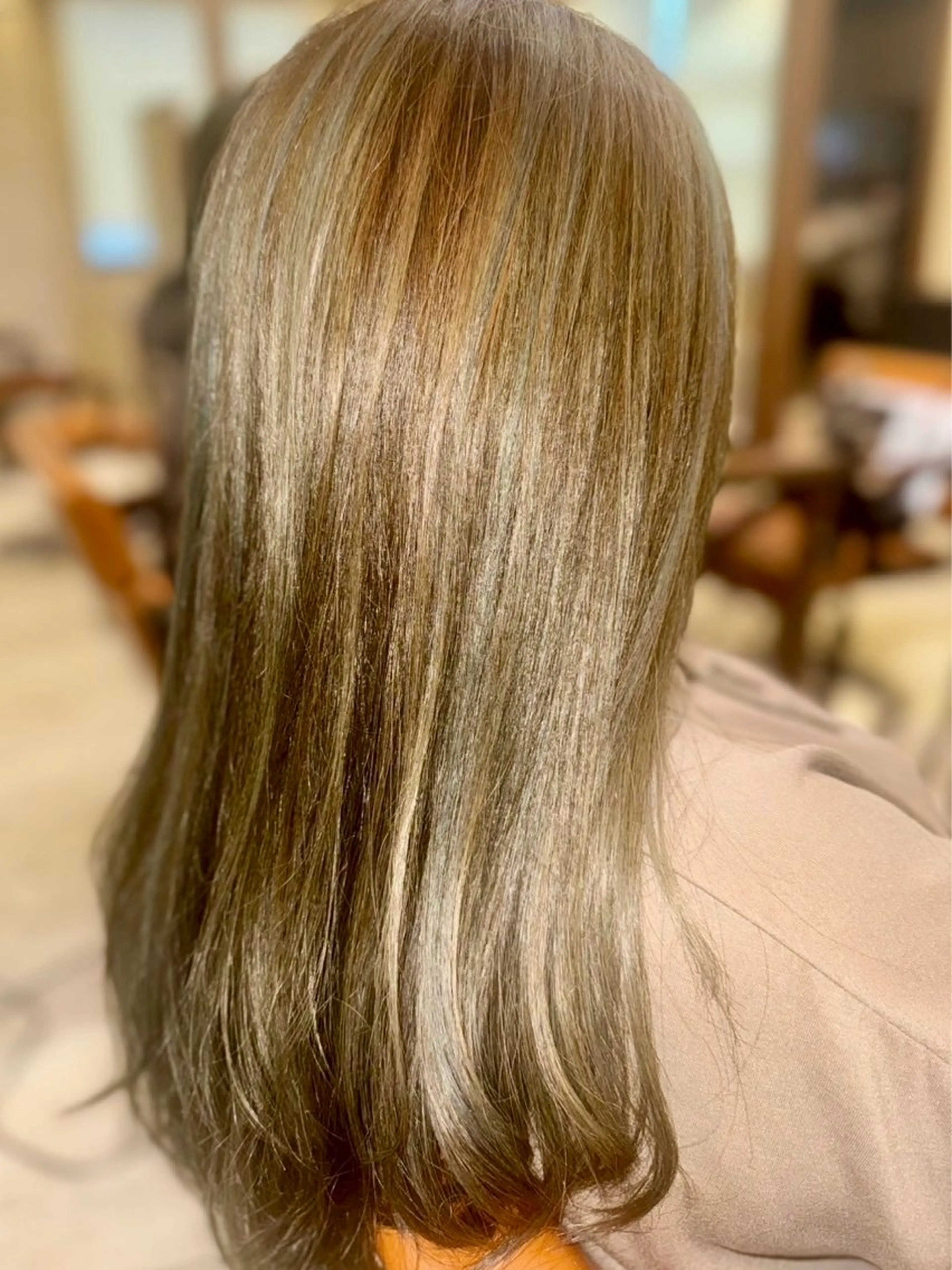 セミロング デート 顔周りカット ハイライト 小顔カット カット ヘアカラー トリートメント 一宮駅3分/水野/ ショート/ボブのヘアスタイル