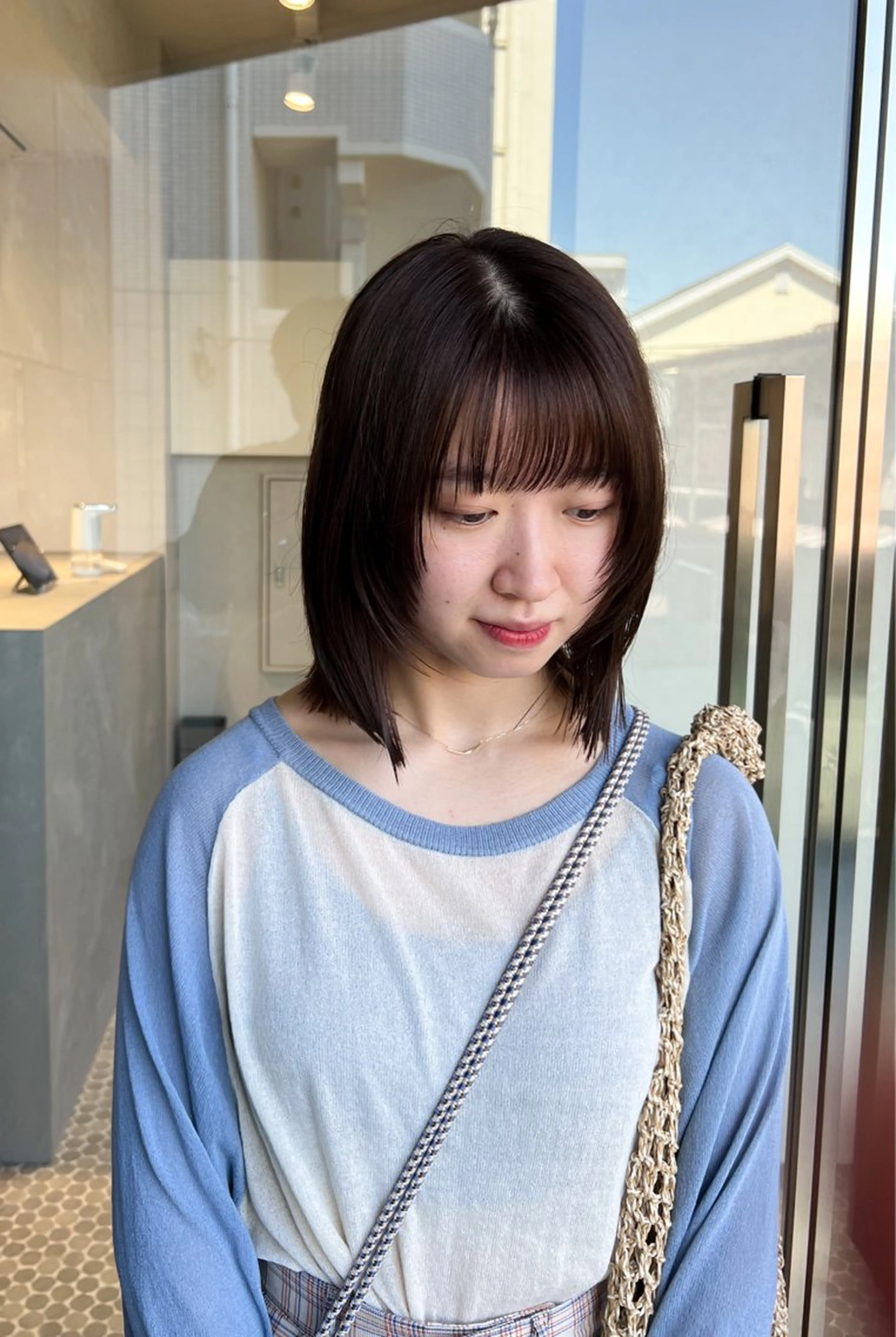 ミディアム カラー 顔まわりレイヤー レイヤーカット カット ヘアカラー トリートメント 樋野 亮のヘアスタイル