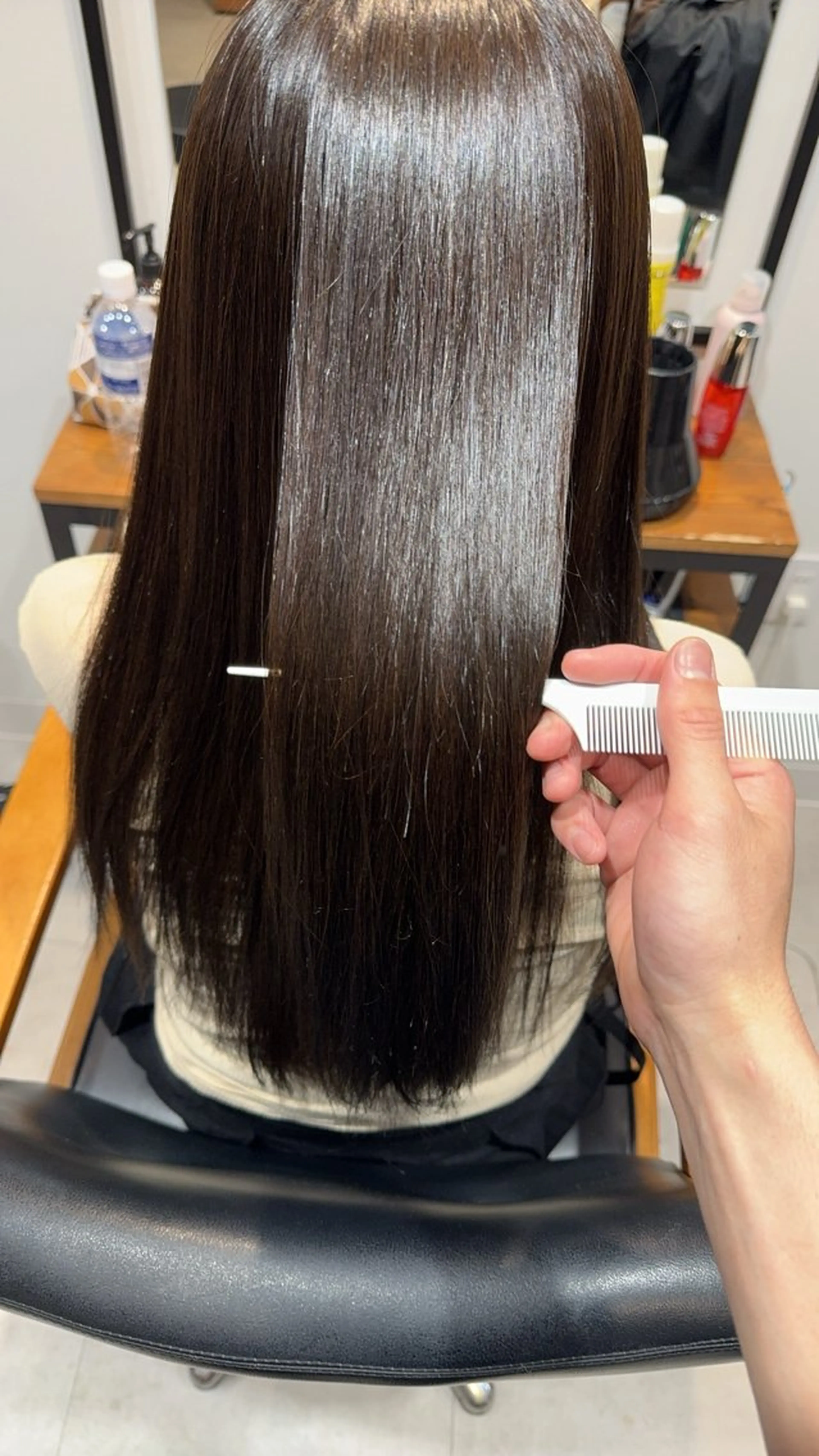 カット+中性ストレート+オージュアTRの写真