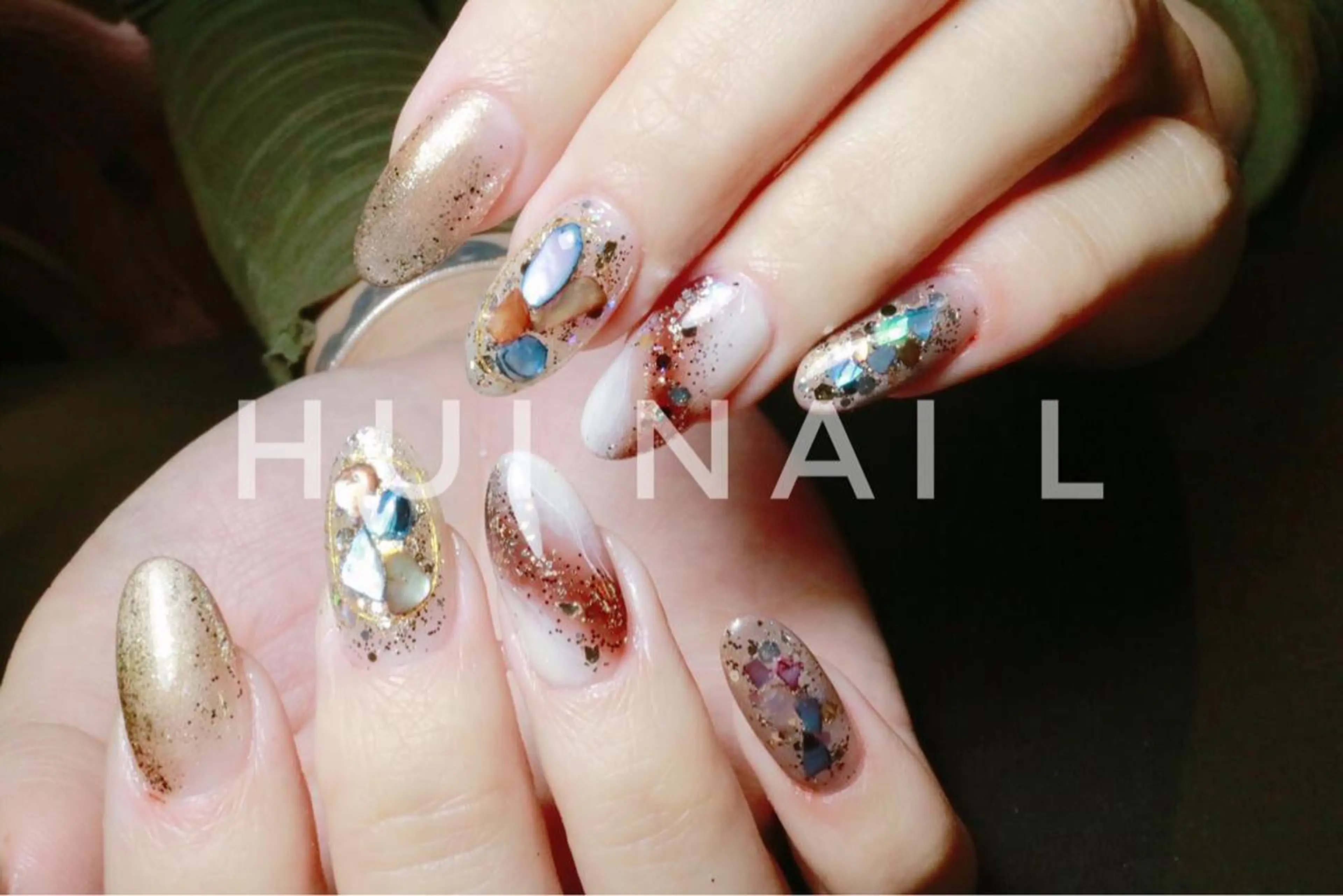 ミディアム めぐみのネイルサロン 惠のネイルデザイン