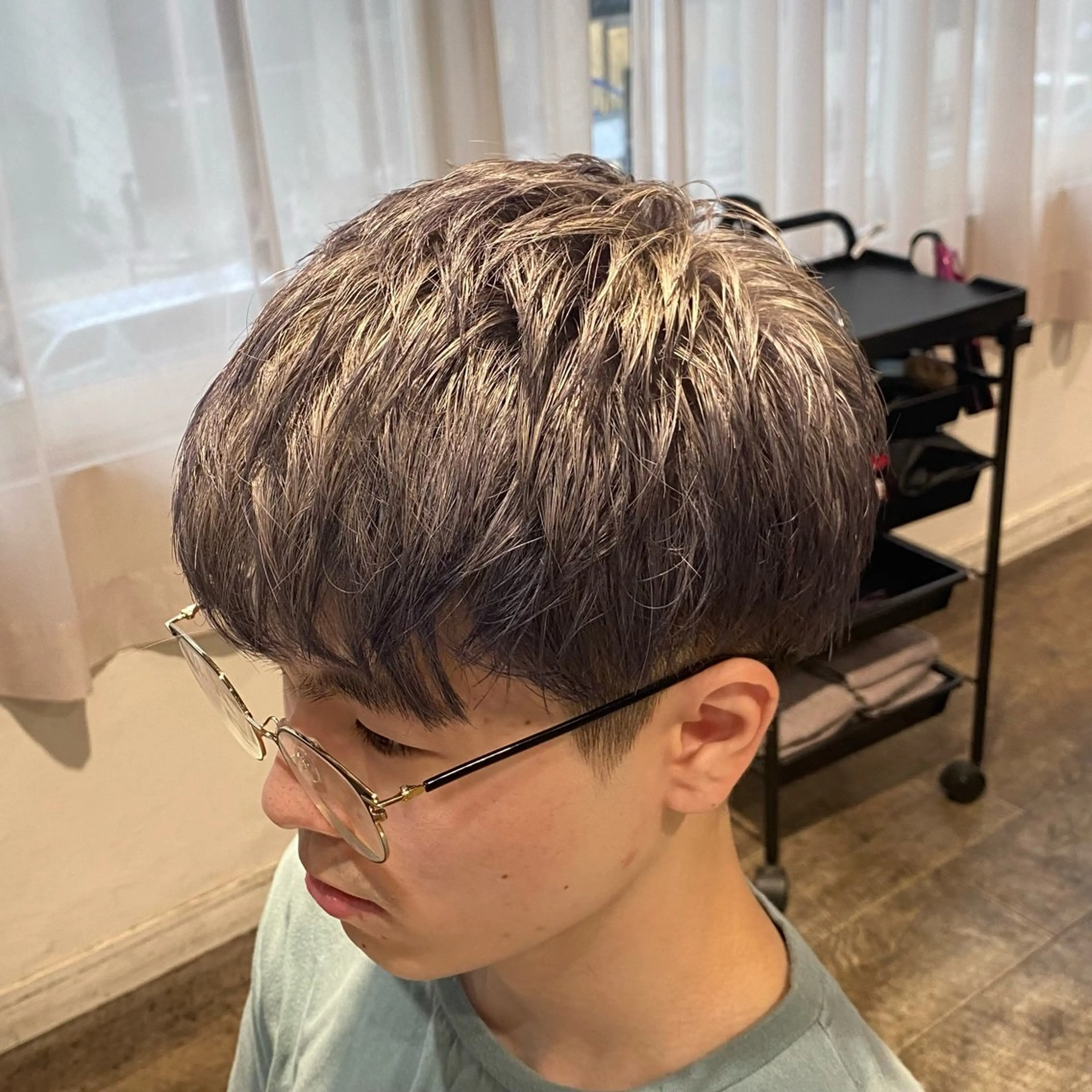 ショート カラー メンズ カット ヘアカラー 江﨑 翔のヘアスタイル