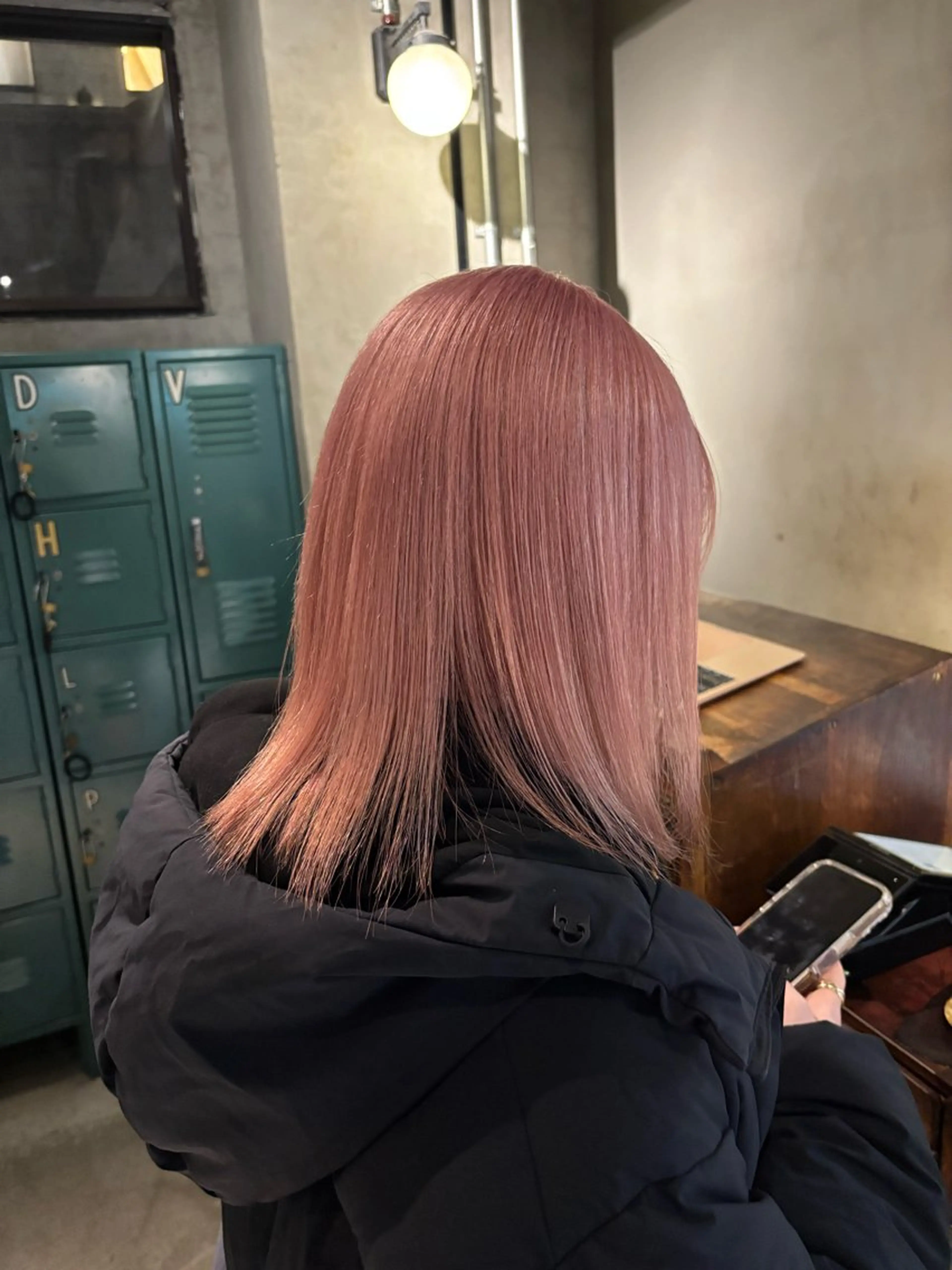 ミディアム カラー ヘアアレンジ ヘアカラー トリートメント 派手髪/ハイトーン RIN🩵ྀིのヘアスタイル