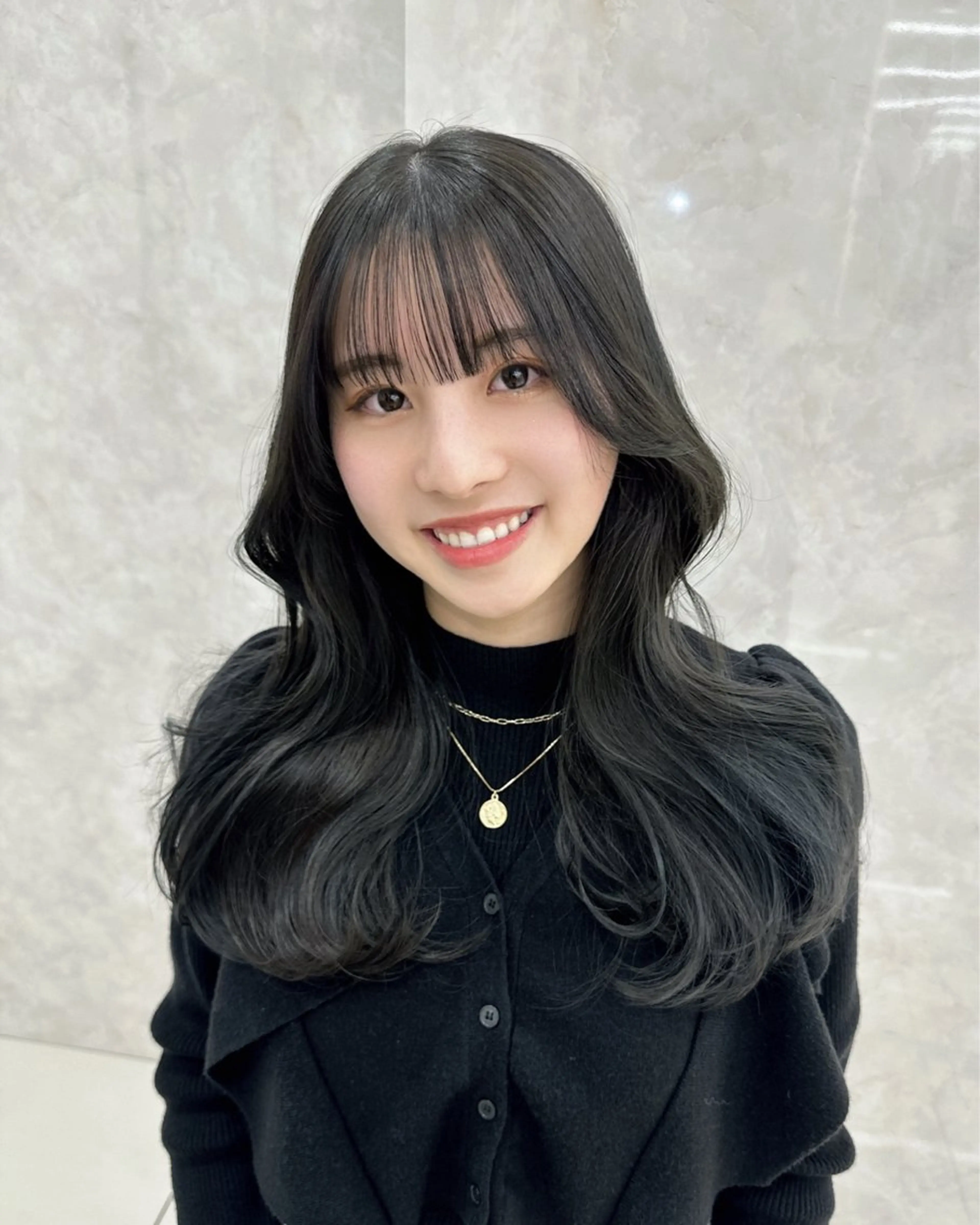 ロング 森田 真由香のヘアスタイル