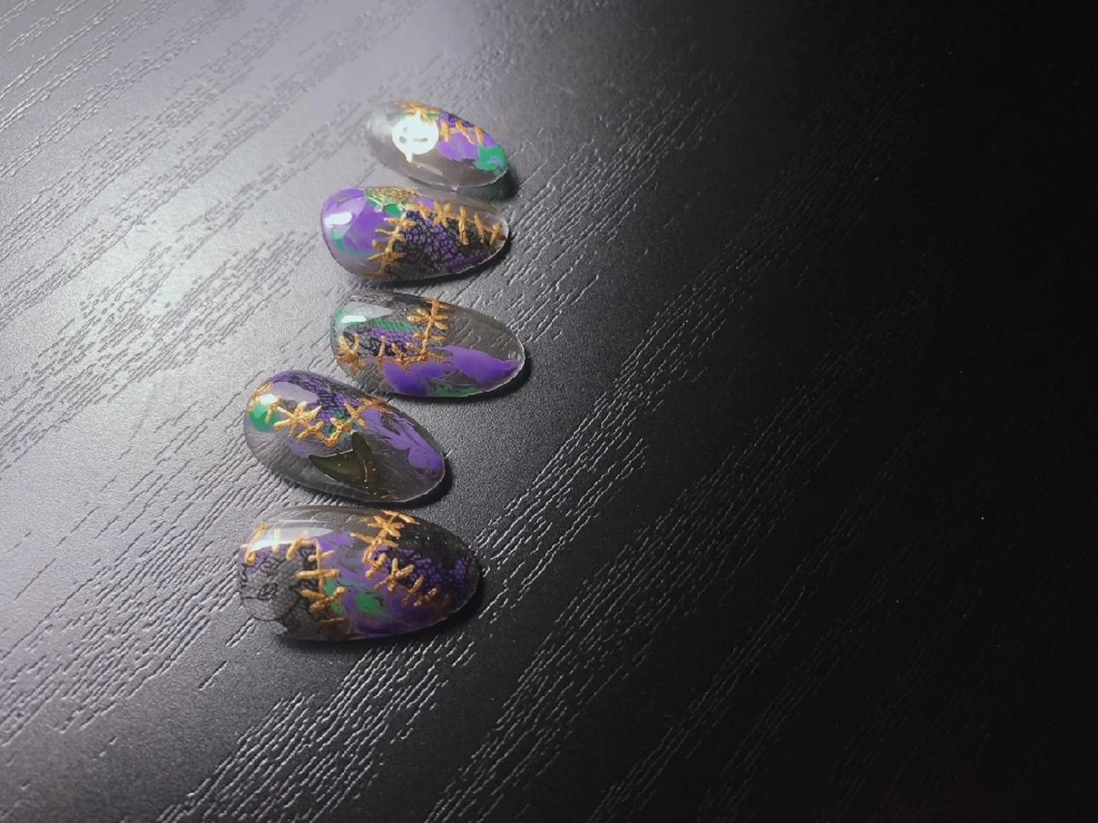 ネイル ハンドネイル ハンドケア 佐藤 結衣のネイルデザイン