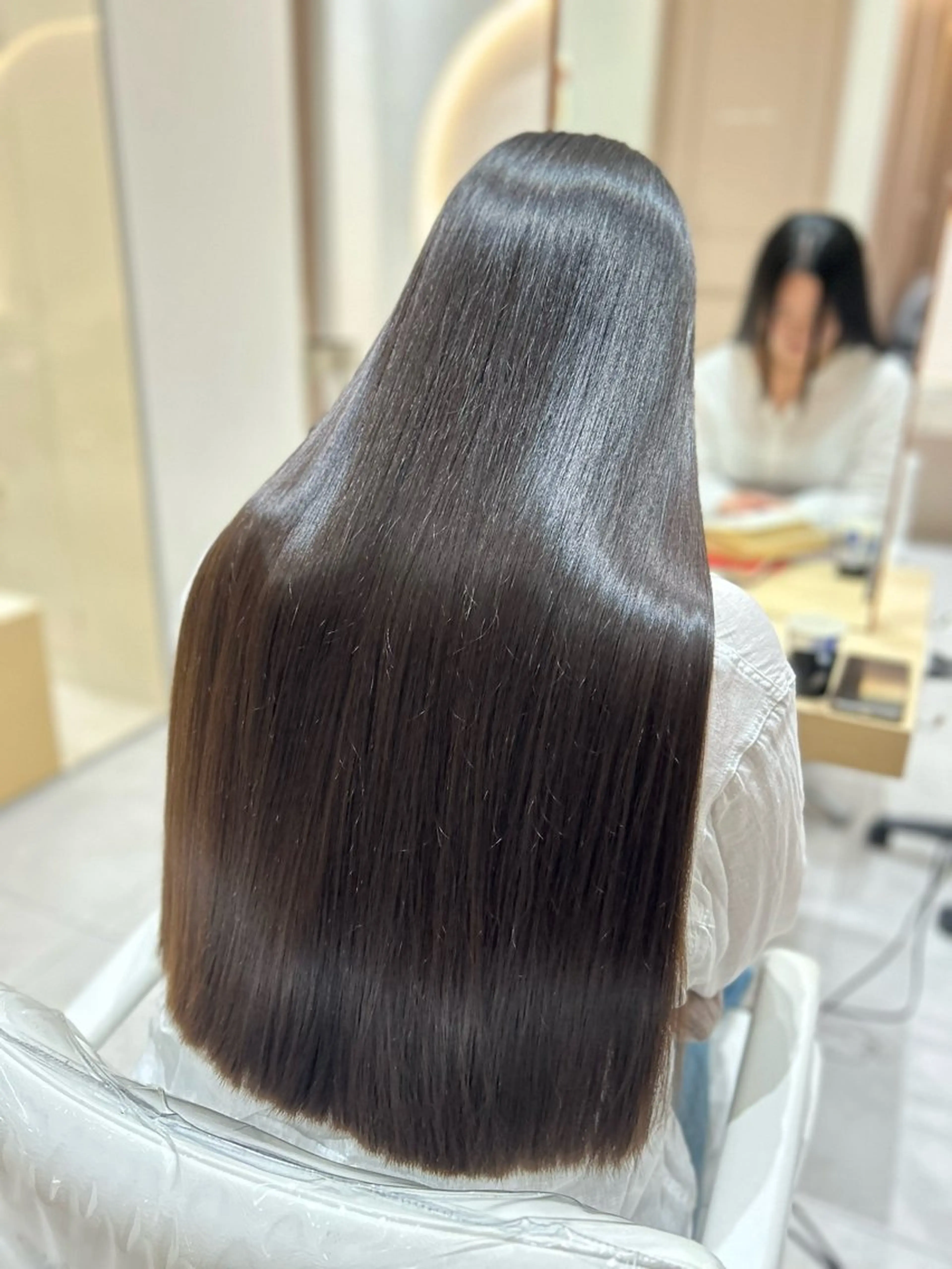 【🍊クセが気になる方🍊】 Premium艶髪ストレート(縮毛矯正)+🎃似合わせカット(髪質改善/小顔/艶髪)の写真