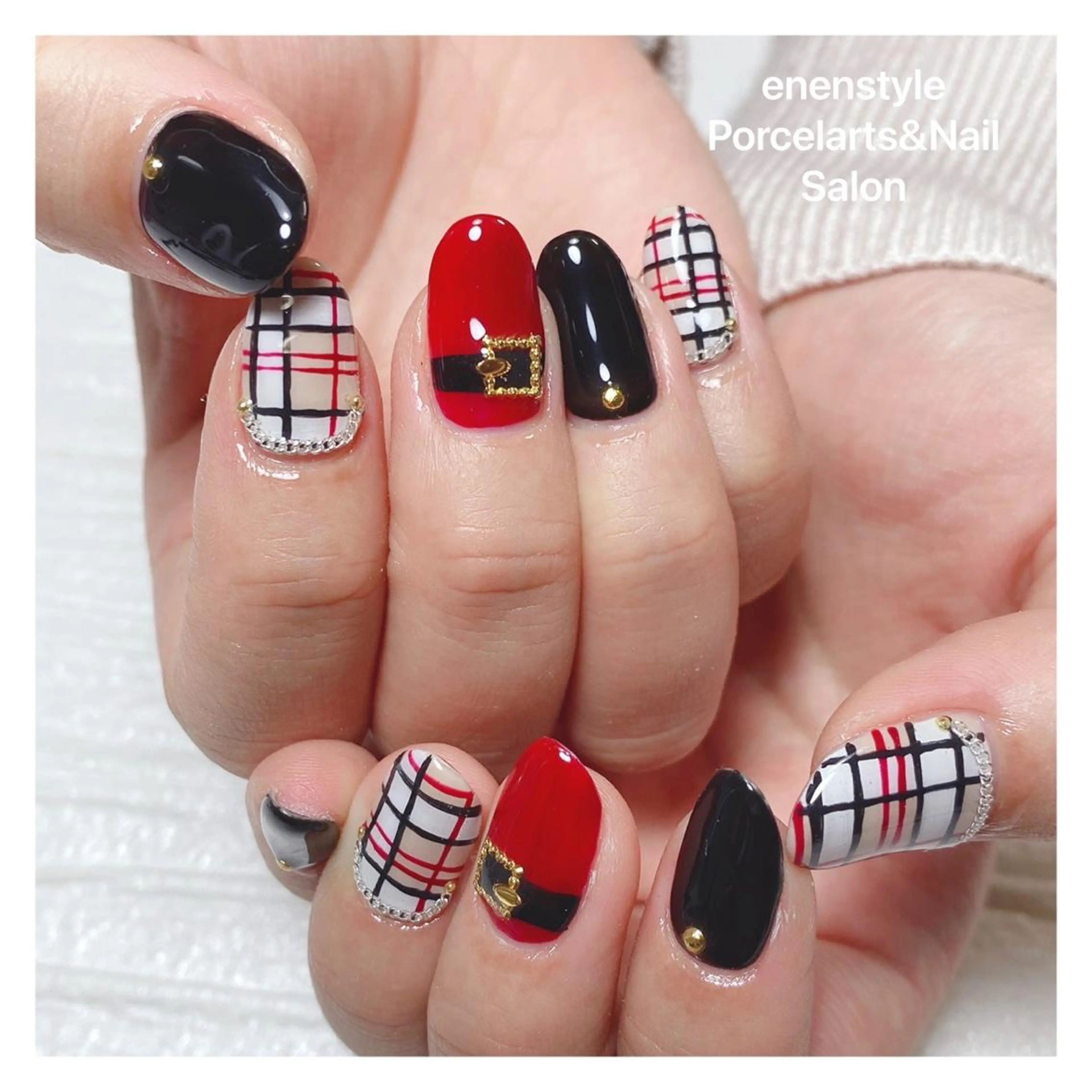 ミディアム ネイル 👑enen style👑のネイルデザイン